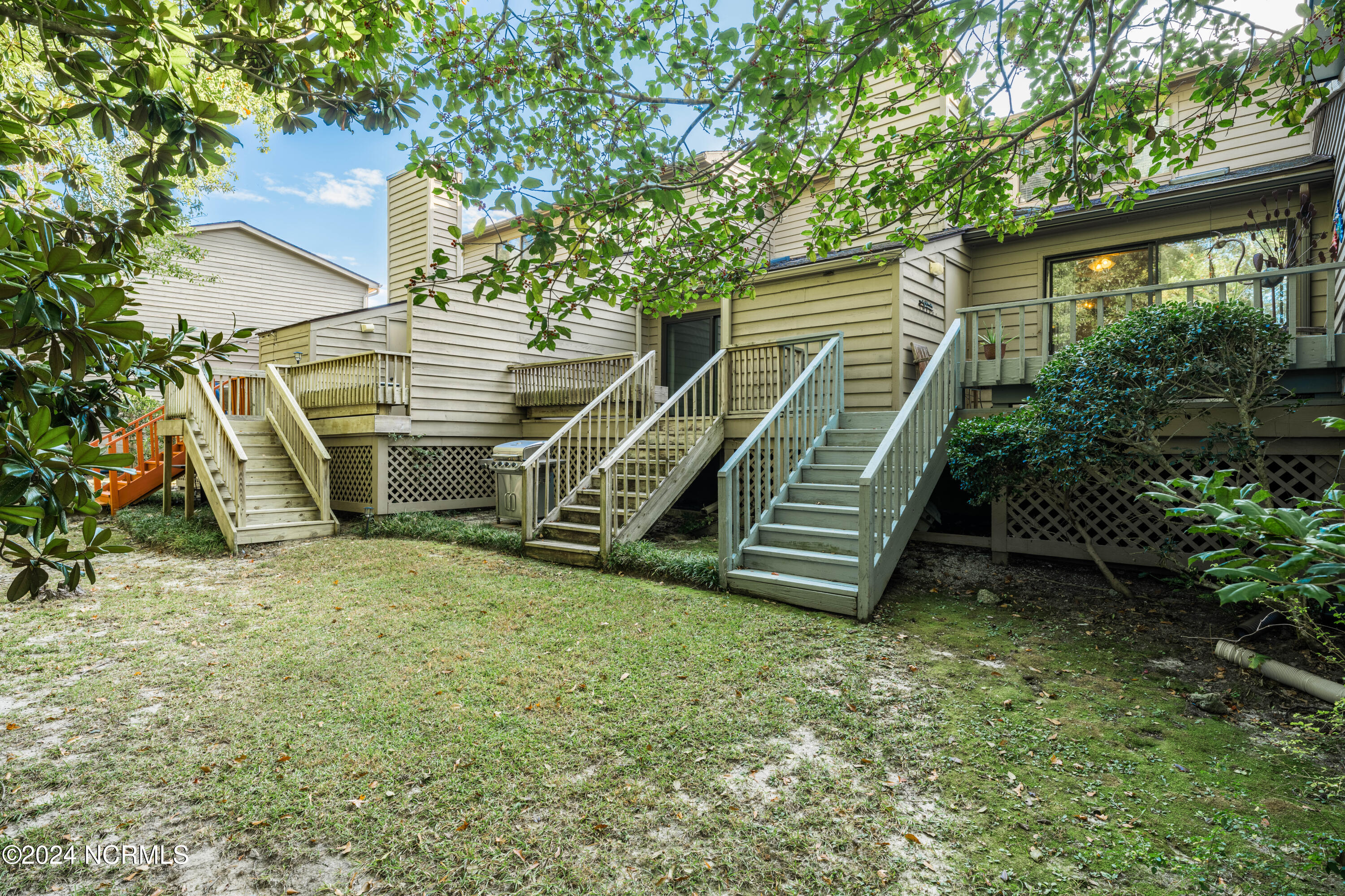 199 Saint Mark Court Property Photo 18