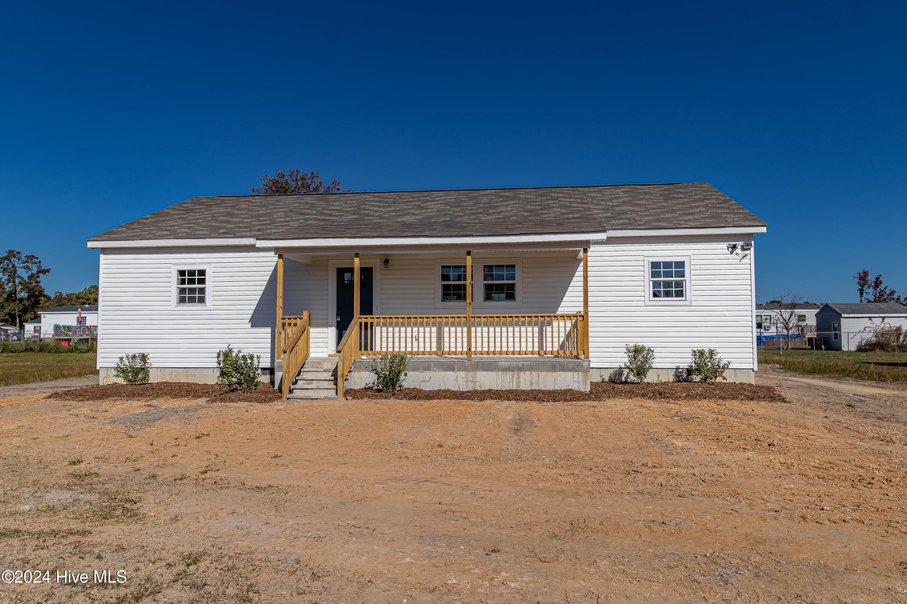5029 Carole Drive Property Photo 2