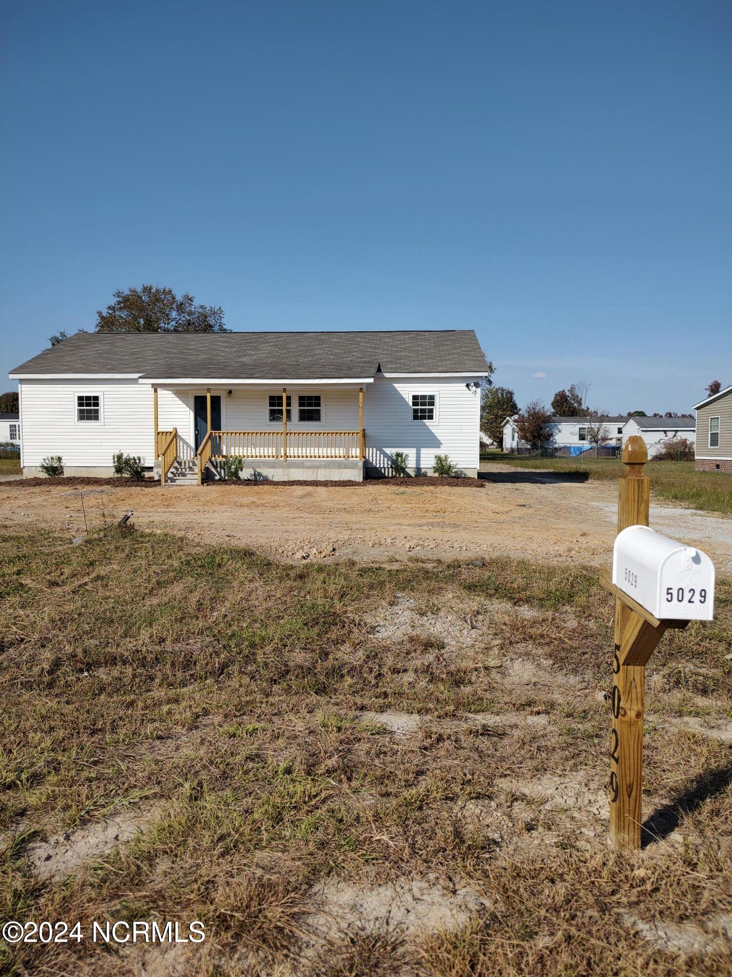 5029 Carole Drive Property Photo 3