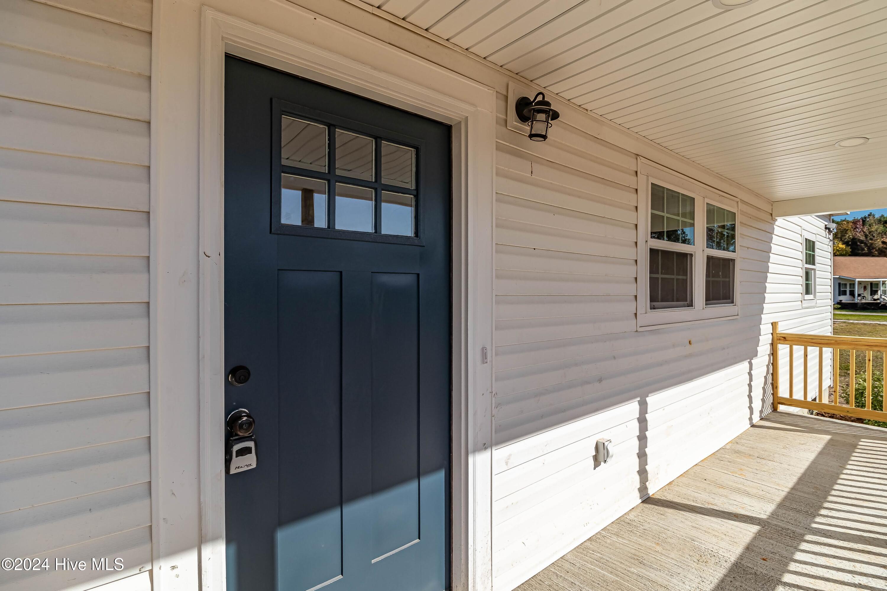 5029 Carole Drive Property Photo 5