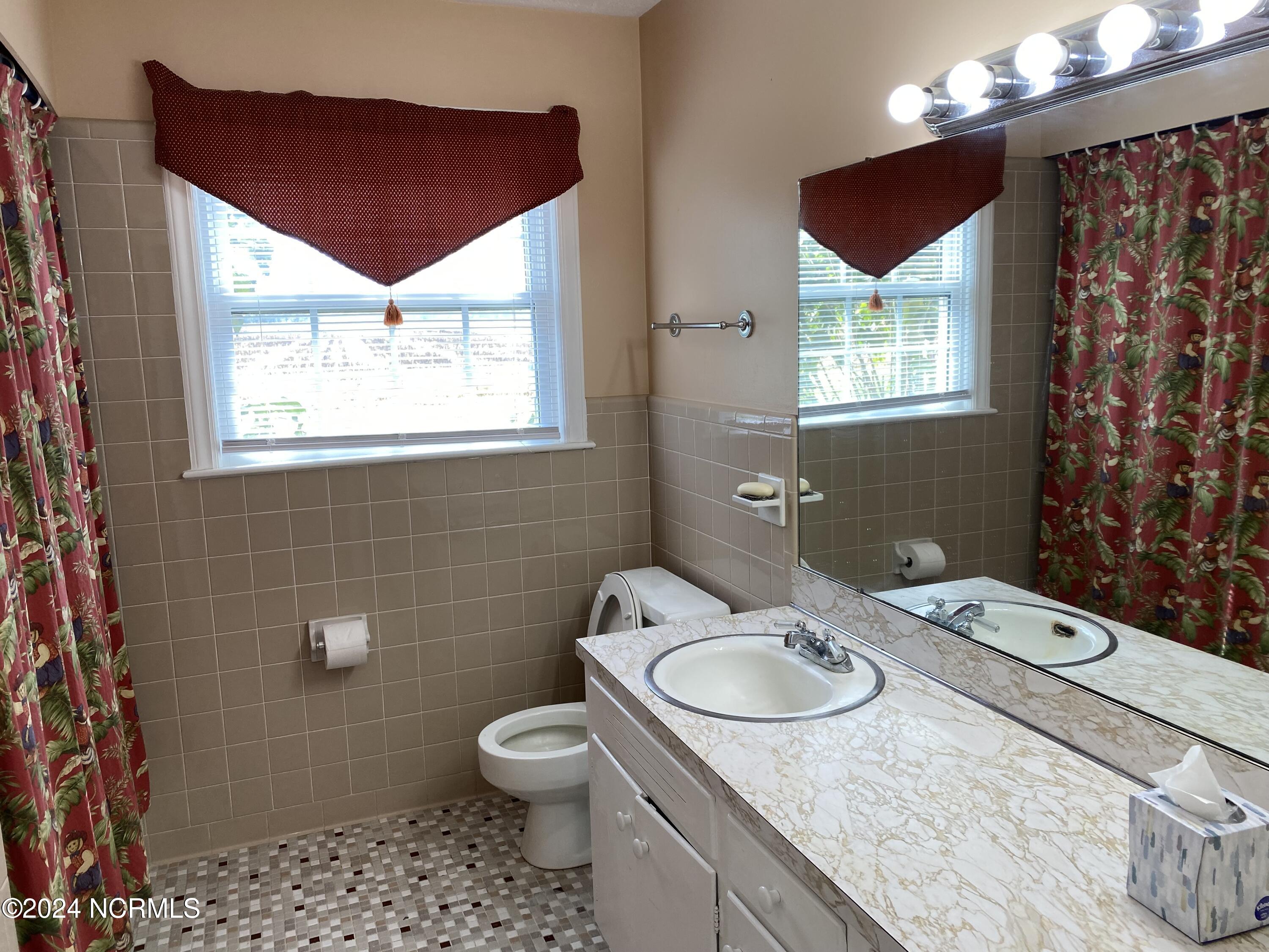4561 James B White Highway Property Photo 28