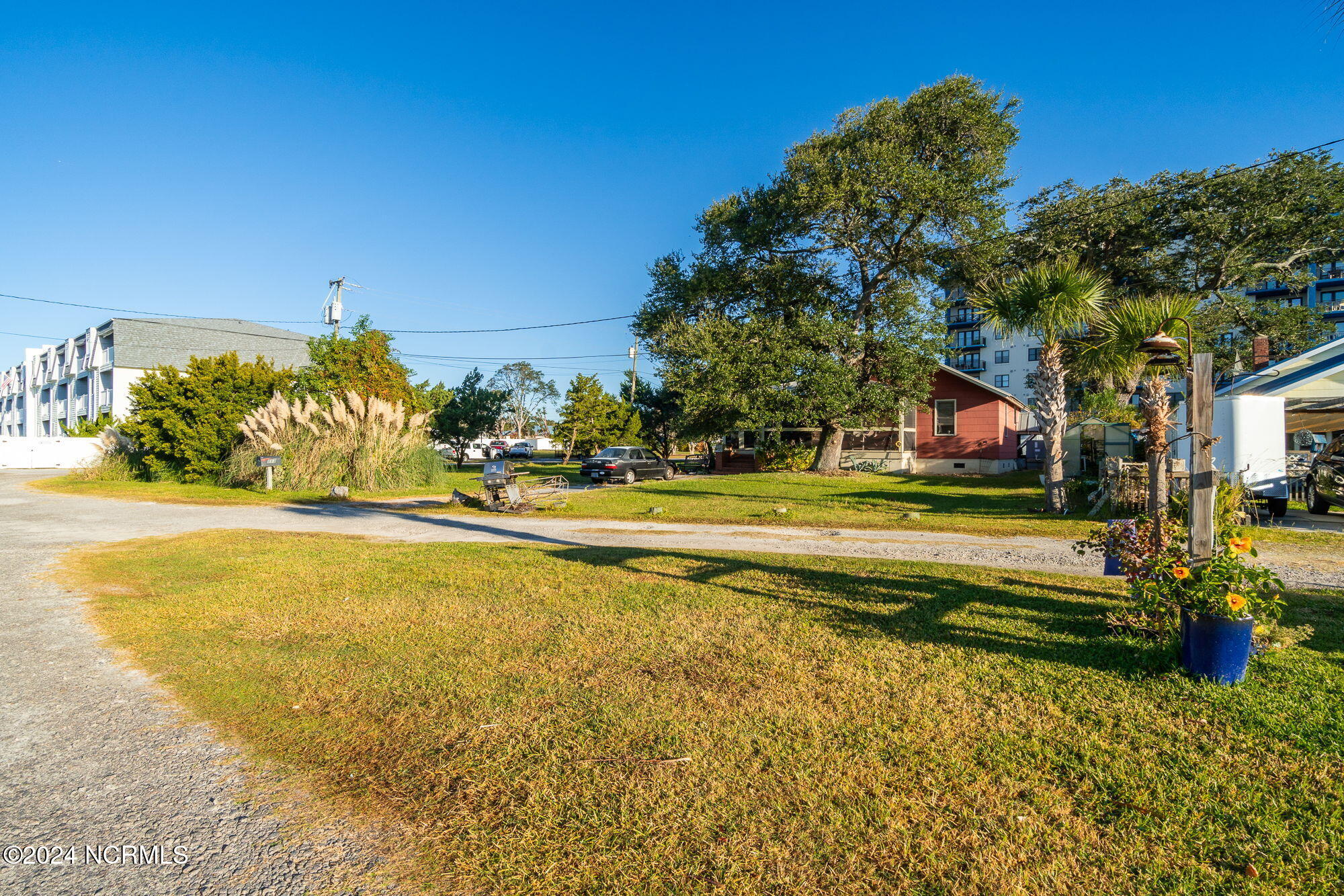 113 Lake Avenue Property Photo 15