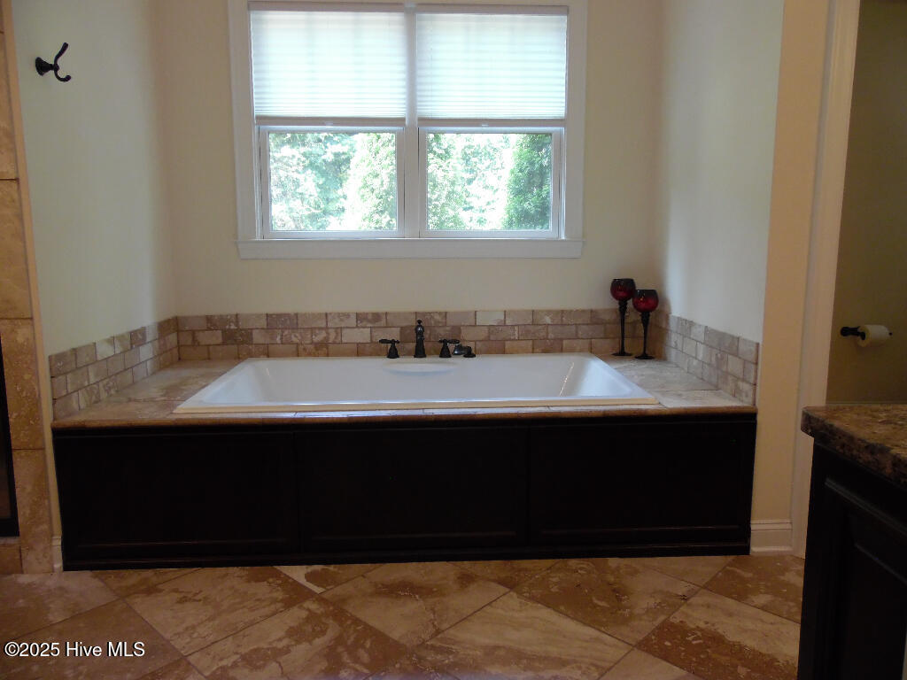 680 N Bethesda Road Property Photo 23