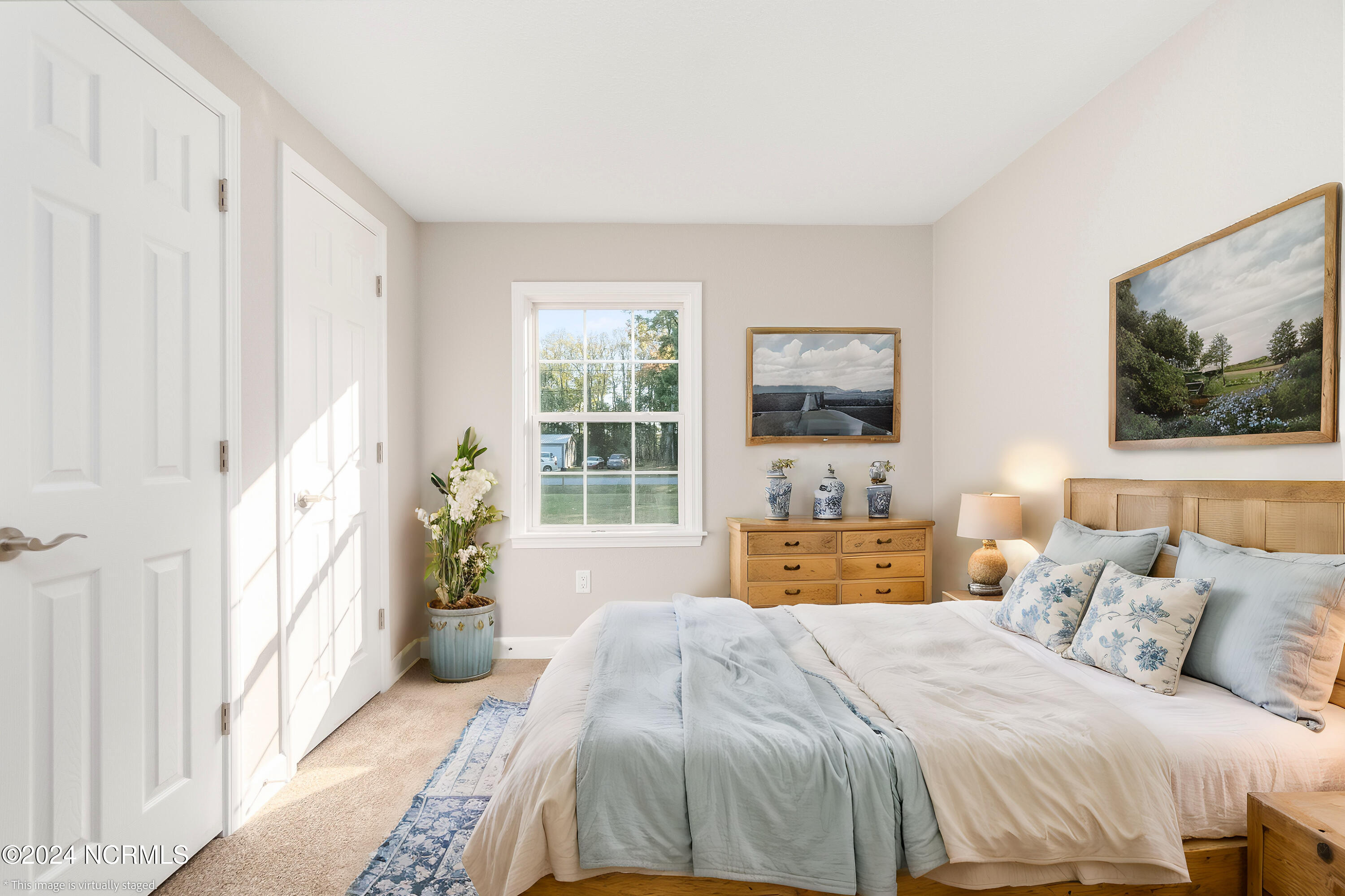 1073 Florida Road Property Photo 9