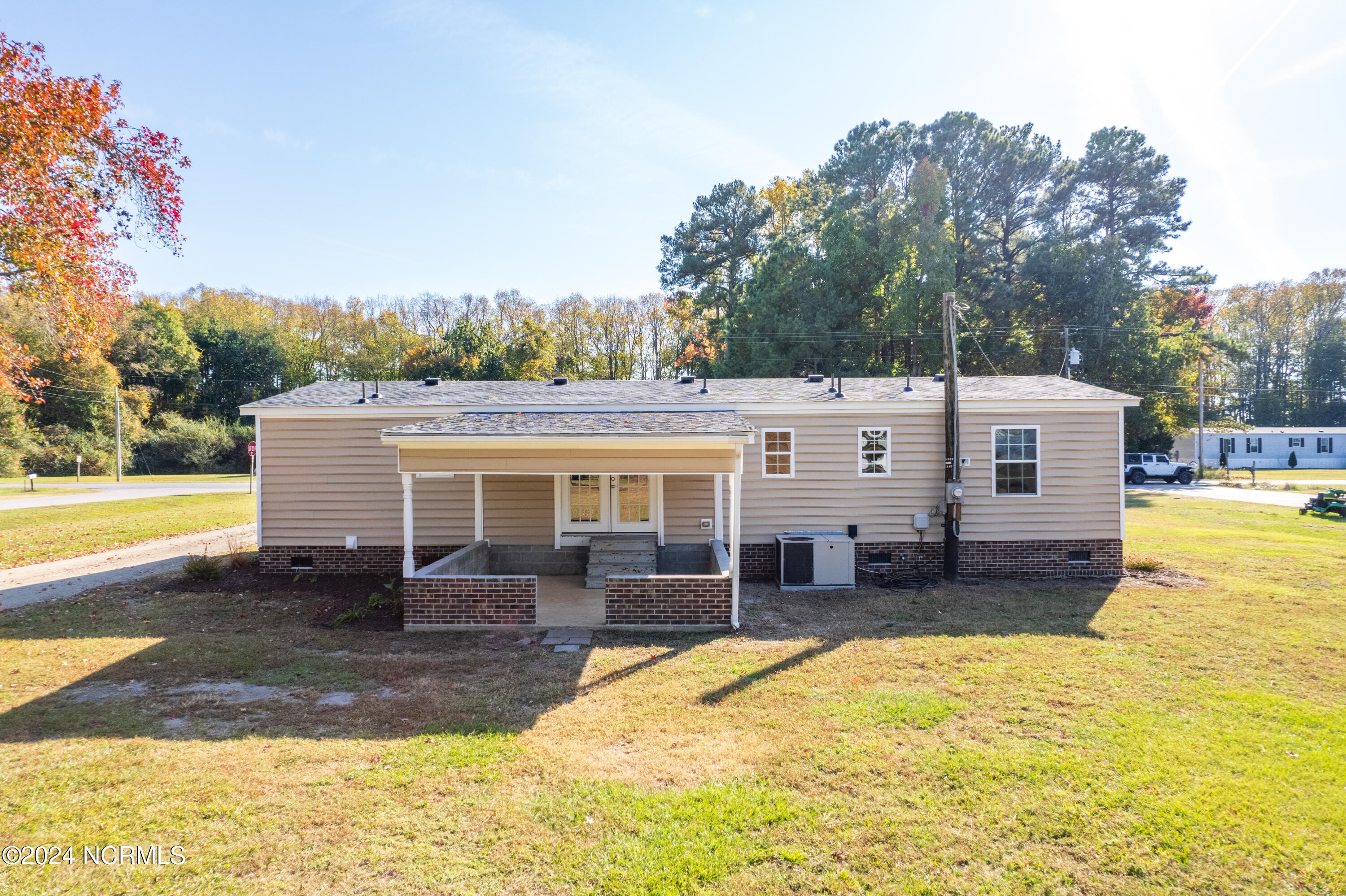 1073 Florida Road Property Photo 19