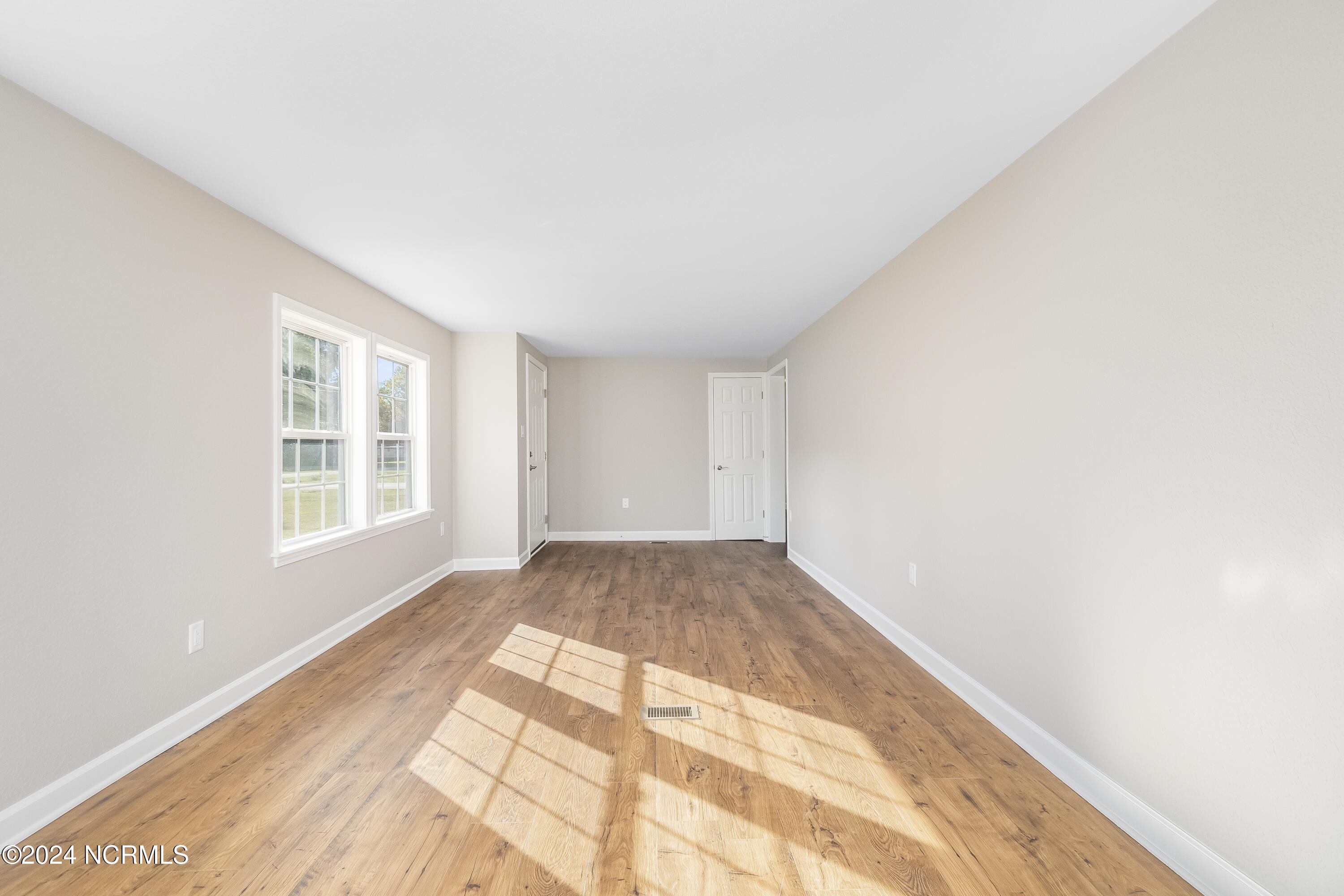 1073 Florida Road Property Photo 29