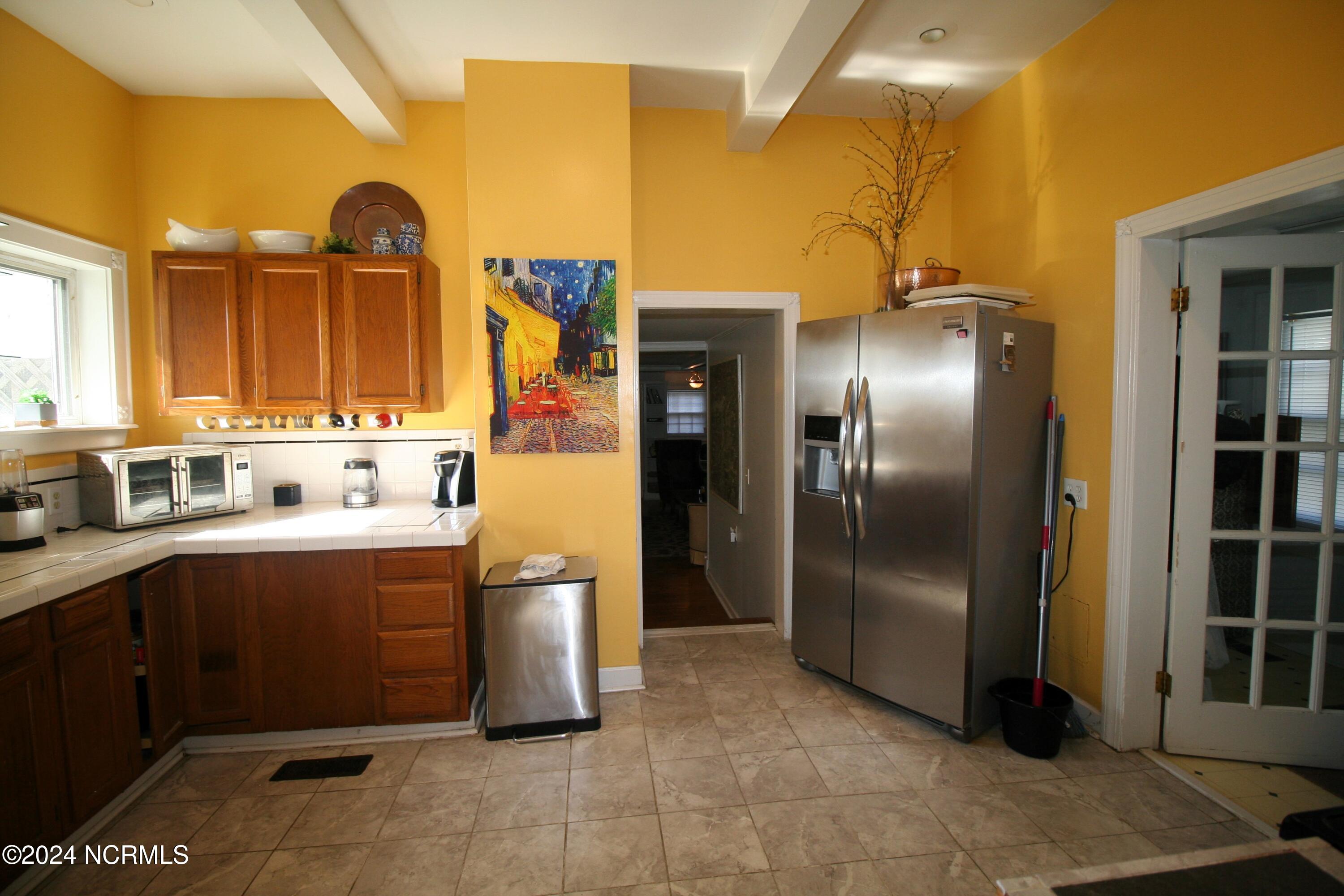 403 Washington Street Property Photo 8