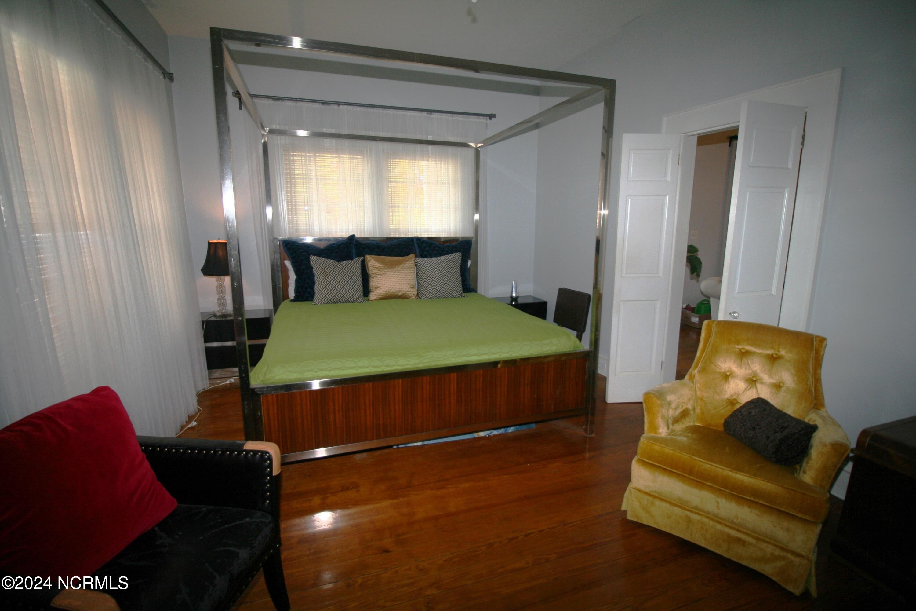 403 Washington Street Property Photo 12