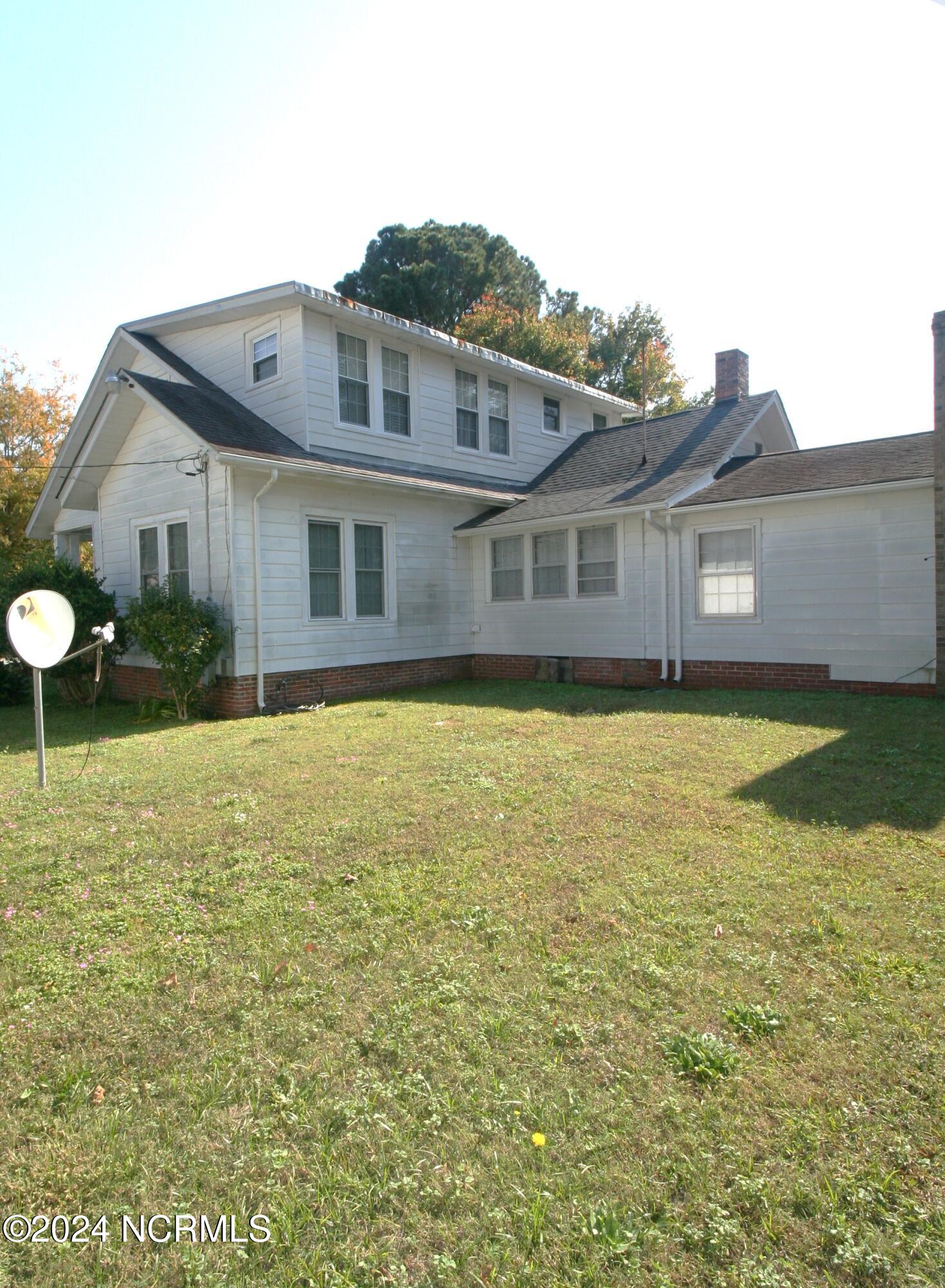 403 Washington Street Property Photo 17