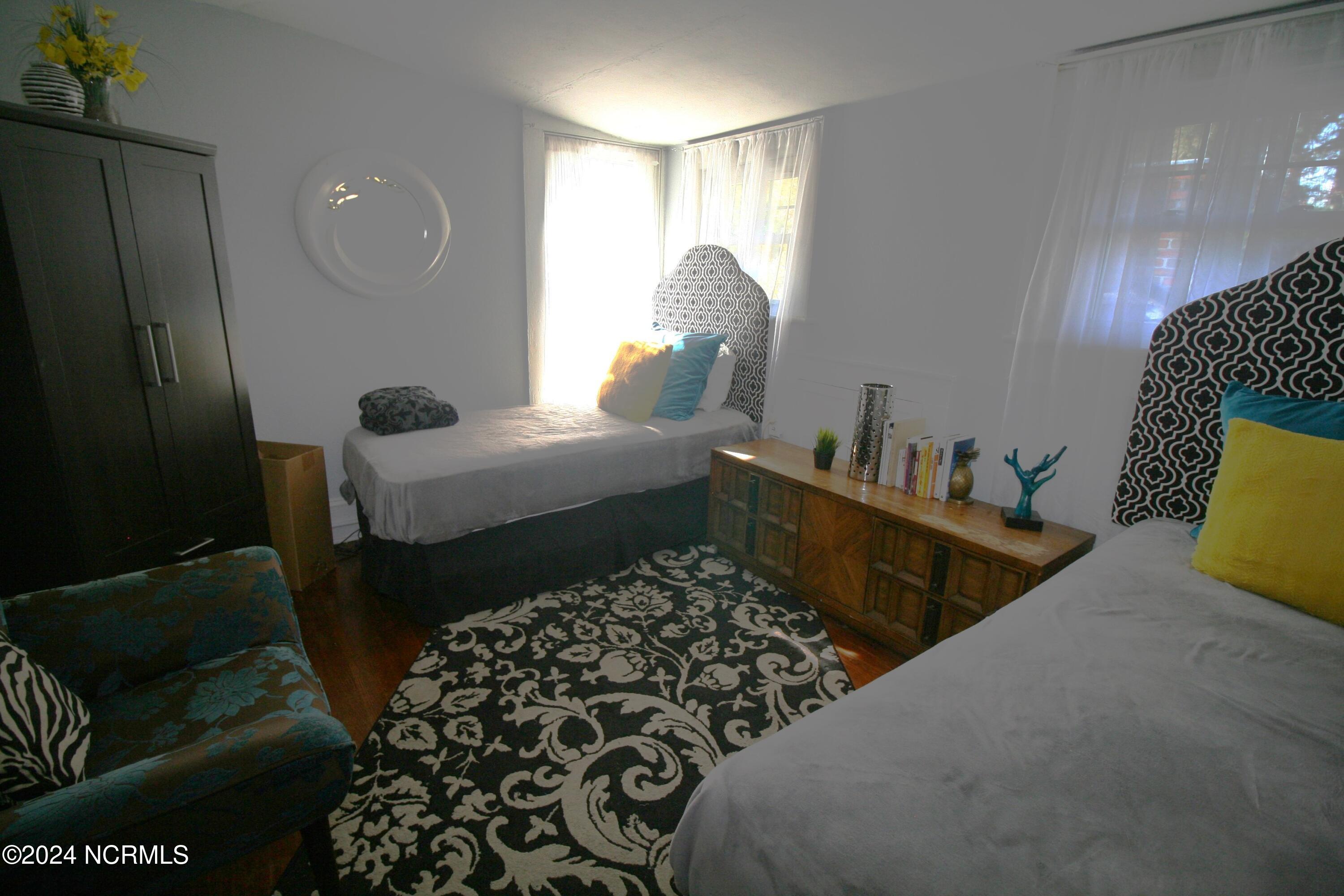 403 Washington Street Property Photo 21
