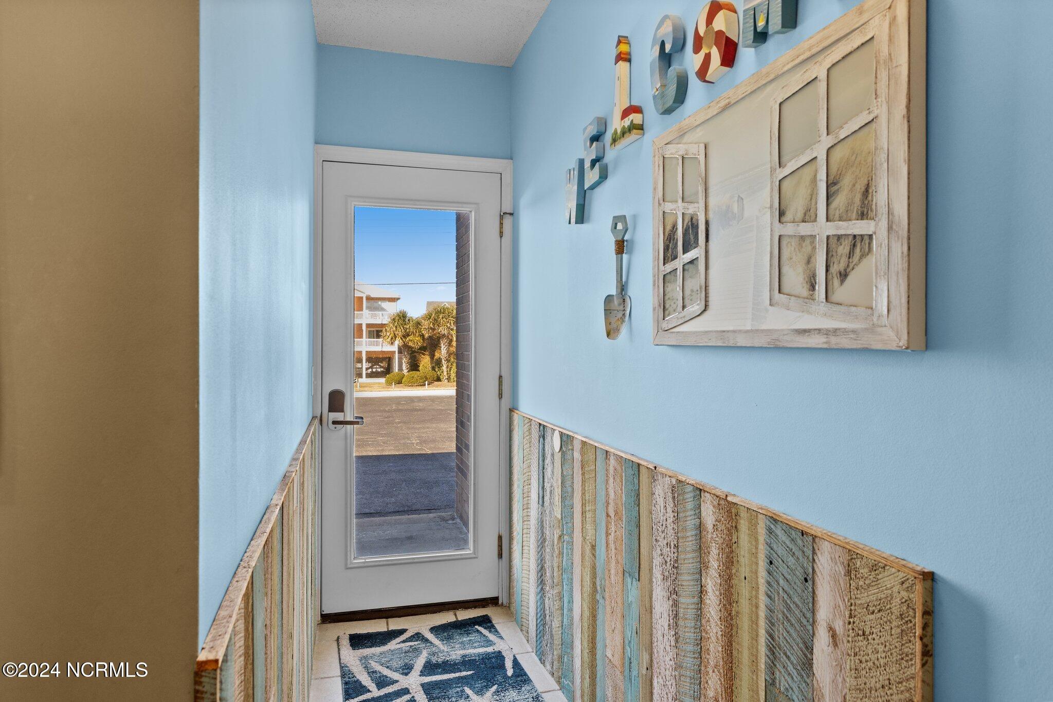 3307 Ocean Drive 2 Property Photo 3