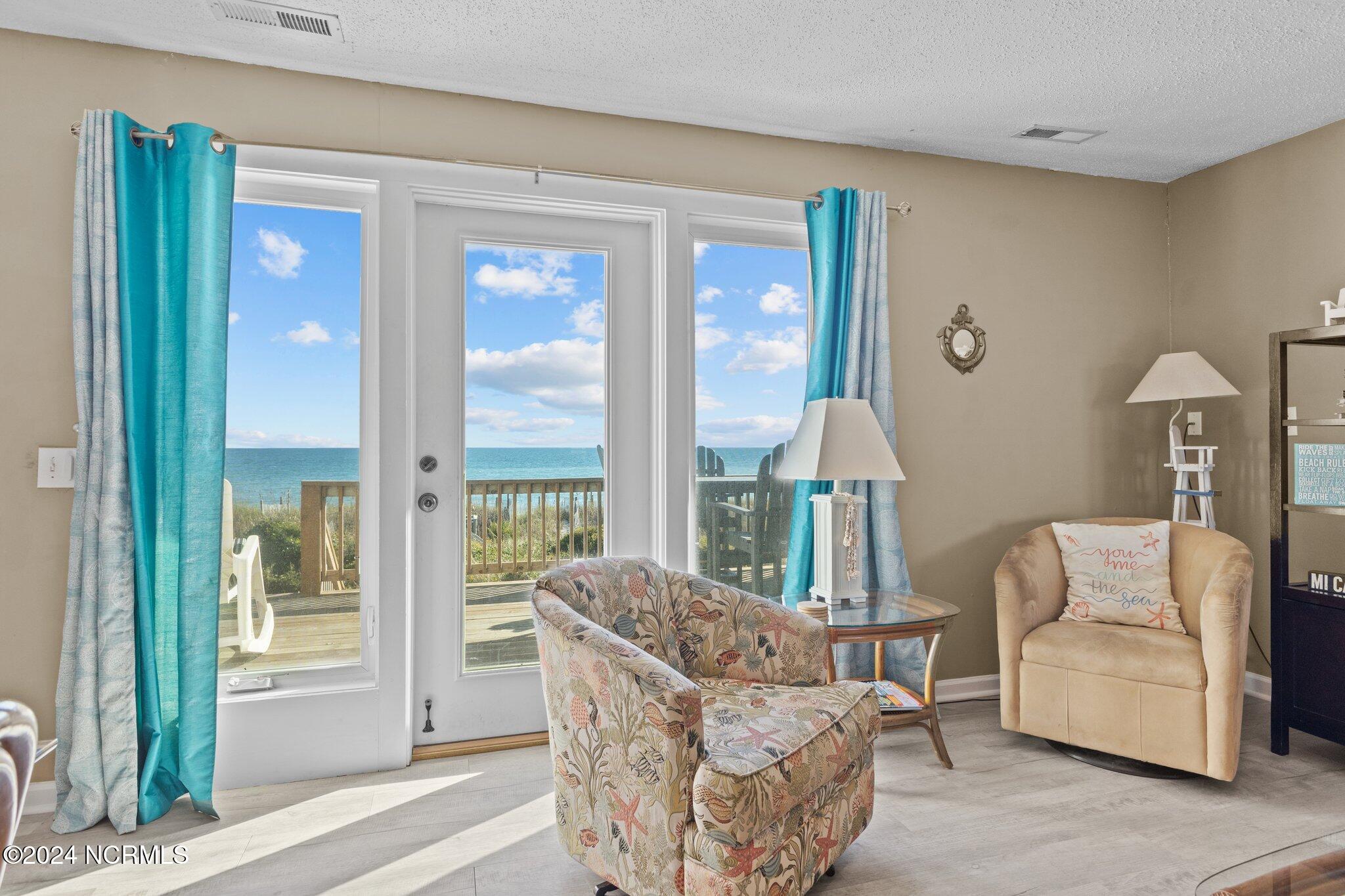 3307 Ocean Drive 2 Property Photo 9