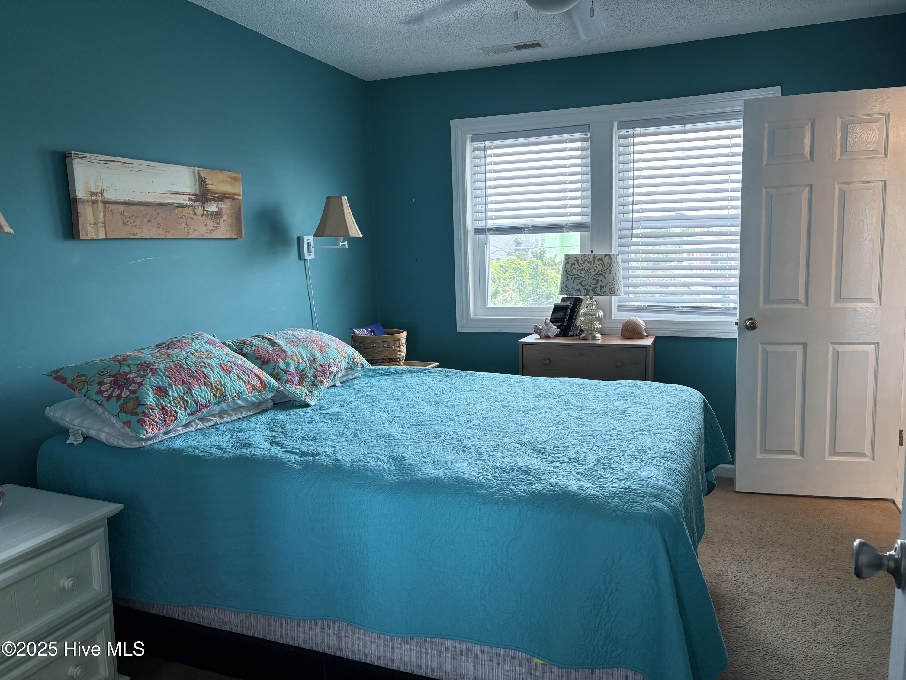 3307 Ocean Drive 2 Property Photo 16