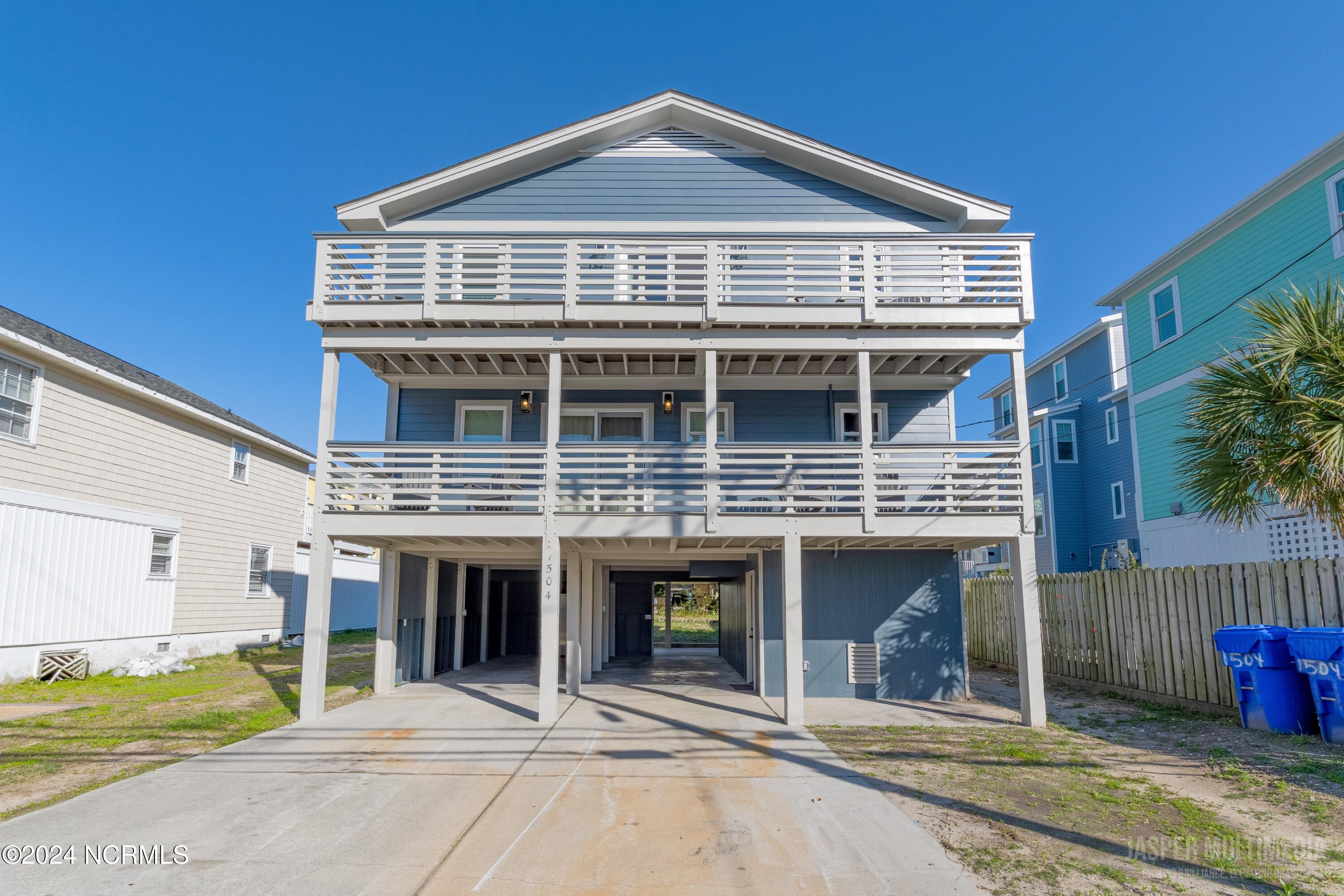 1504 Canal Drive Property Photo 1