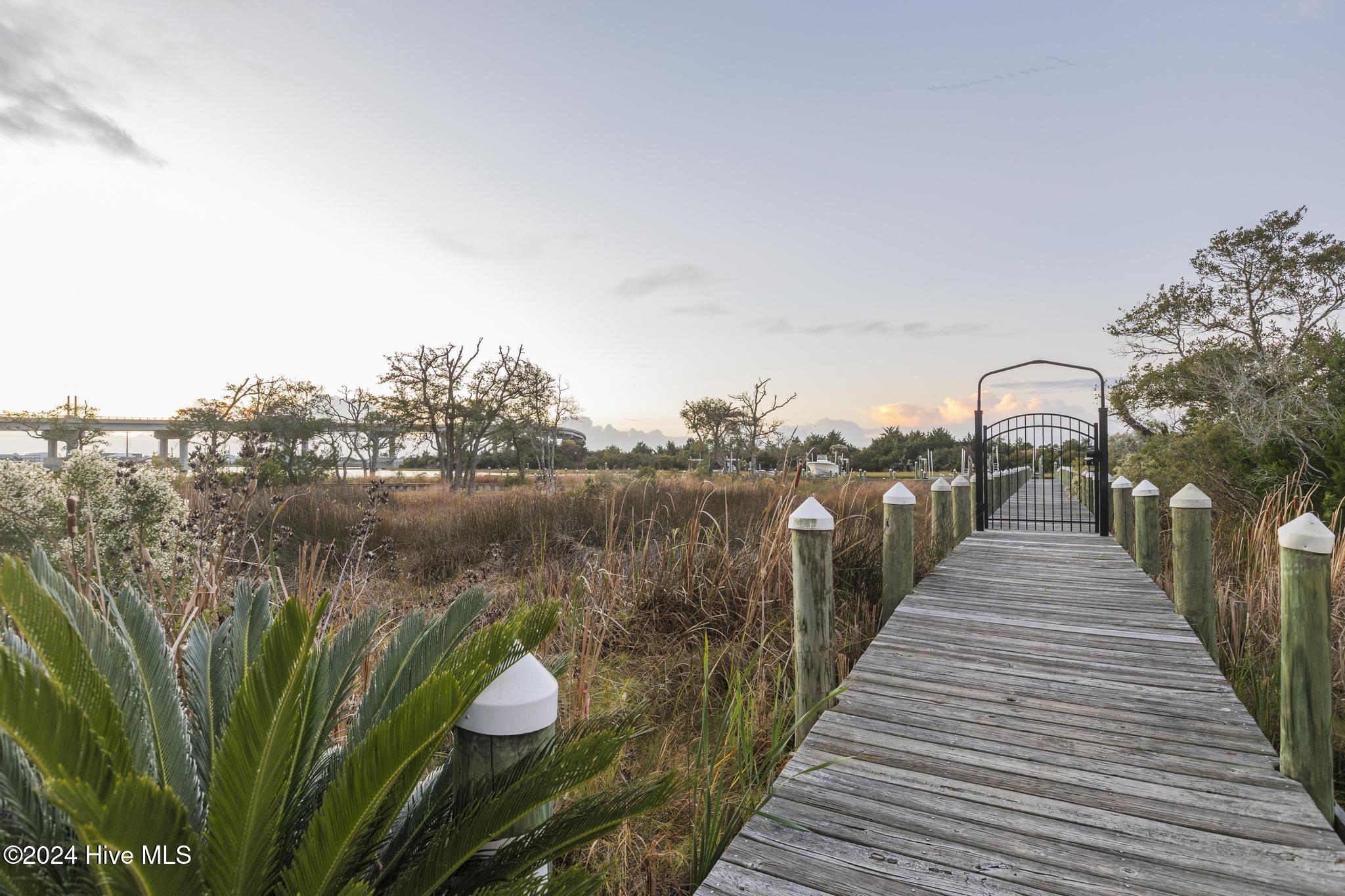 1 Diamond Point Court Property Photo 23