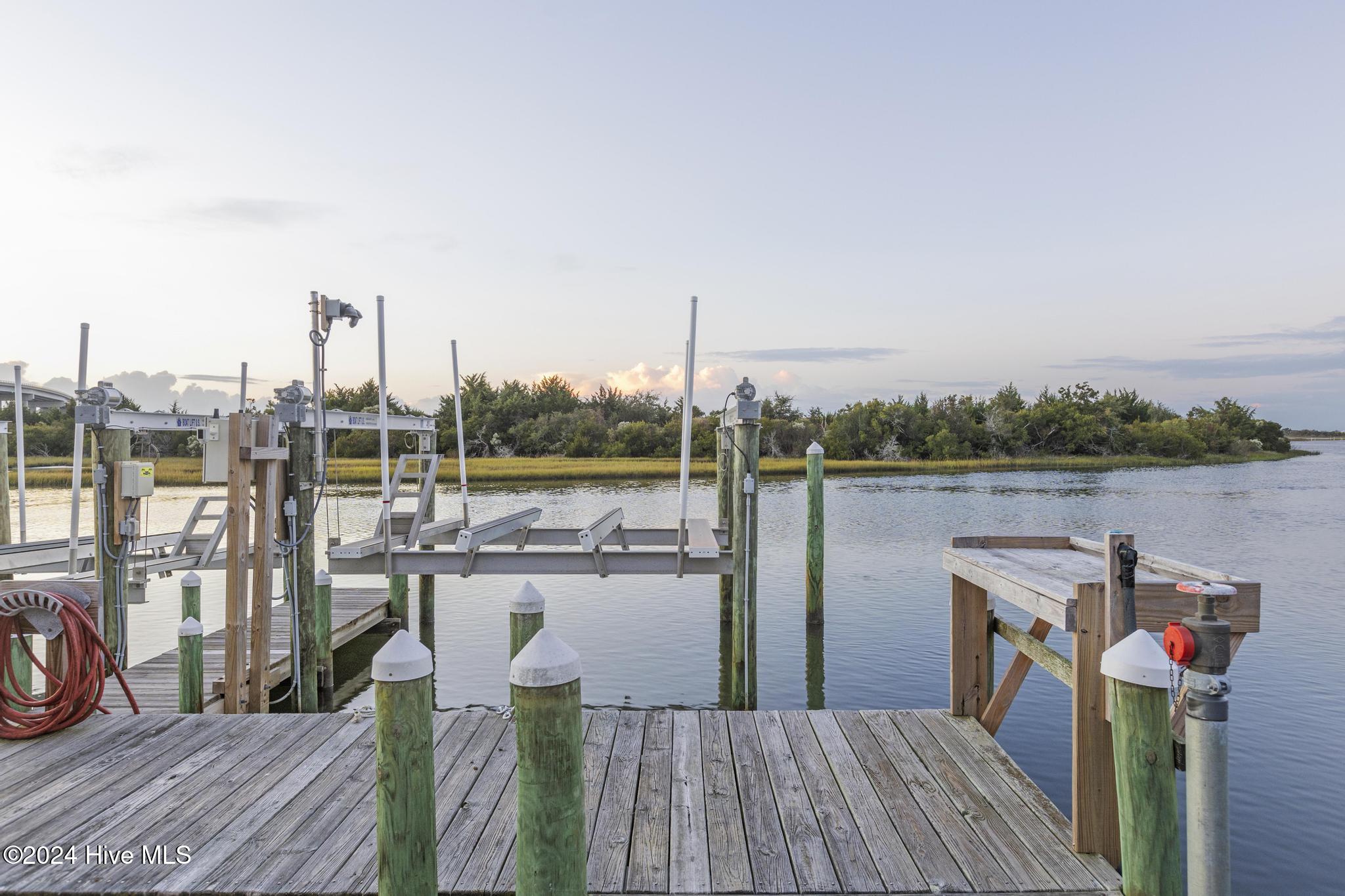 1 Diamond Point Court Property Photo 24