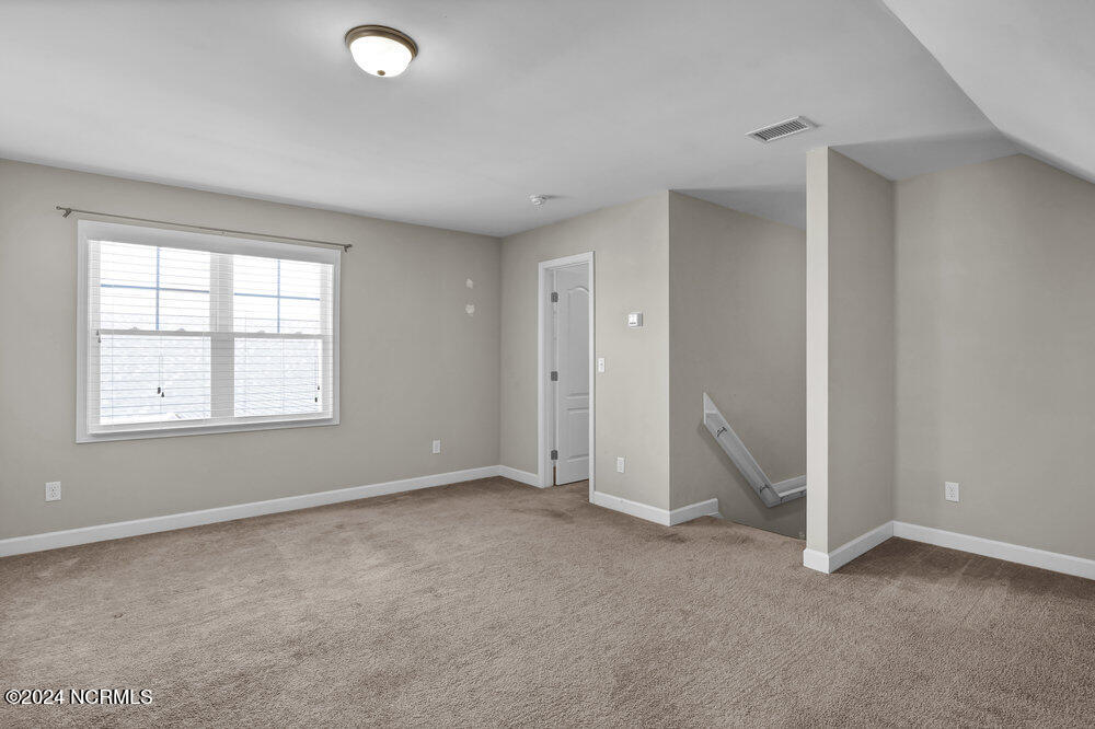 1932 Island Pine Way Property Photo 5