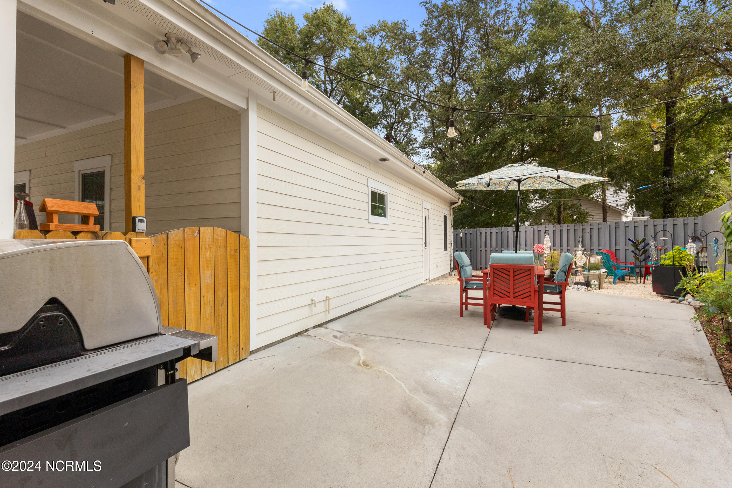 513 Spencer Farlow Drive B Property Photo 29