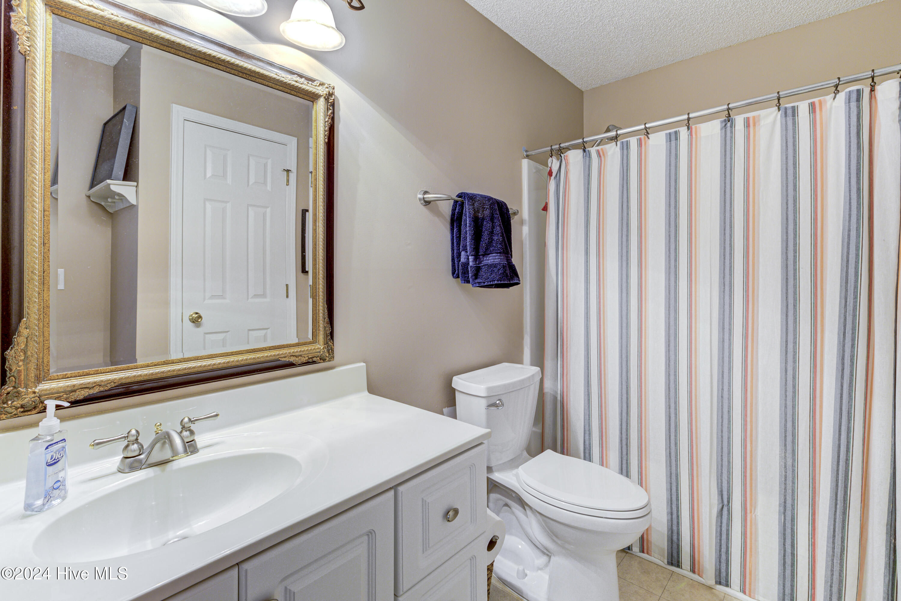 4158 Breezewood Drive 203 Property Photo 7