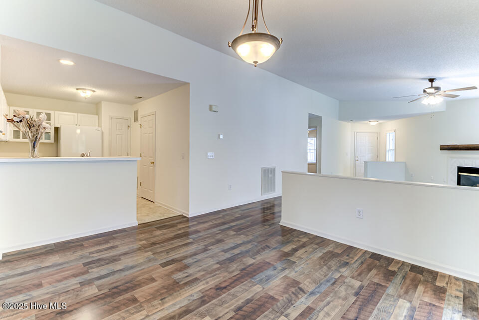 4158 Breezewood Drive 203 Property Photo 11