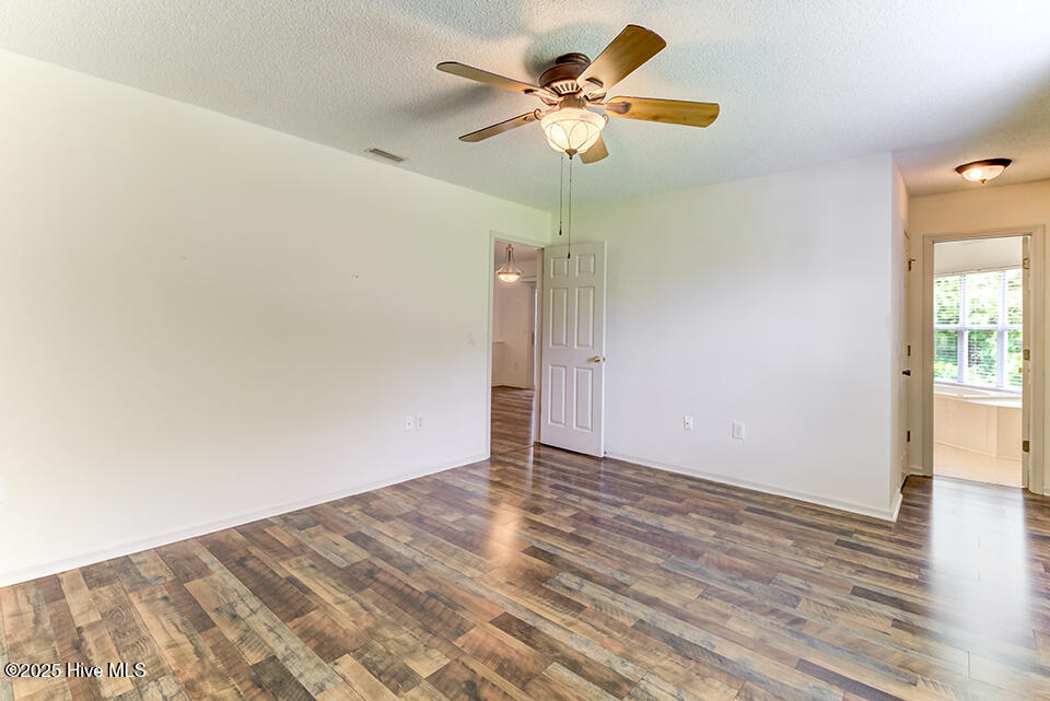 4158 Breezewood Drive 203 Property Photo 18