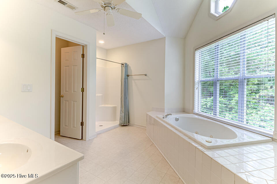 4158 Breezewood Drive 203 Property Photo 21