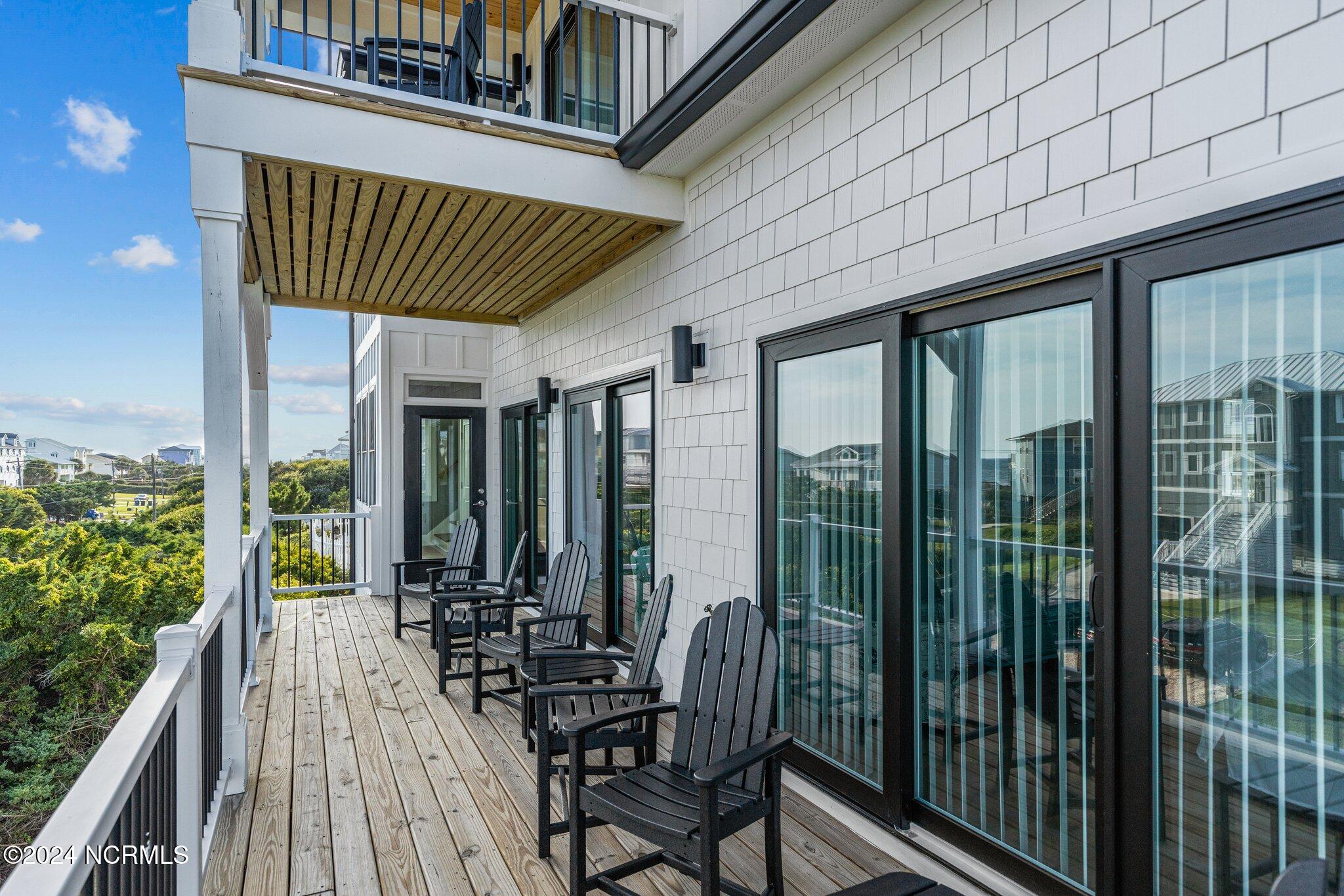 101 Melaine Street . Property Photo 66
