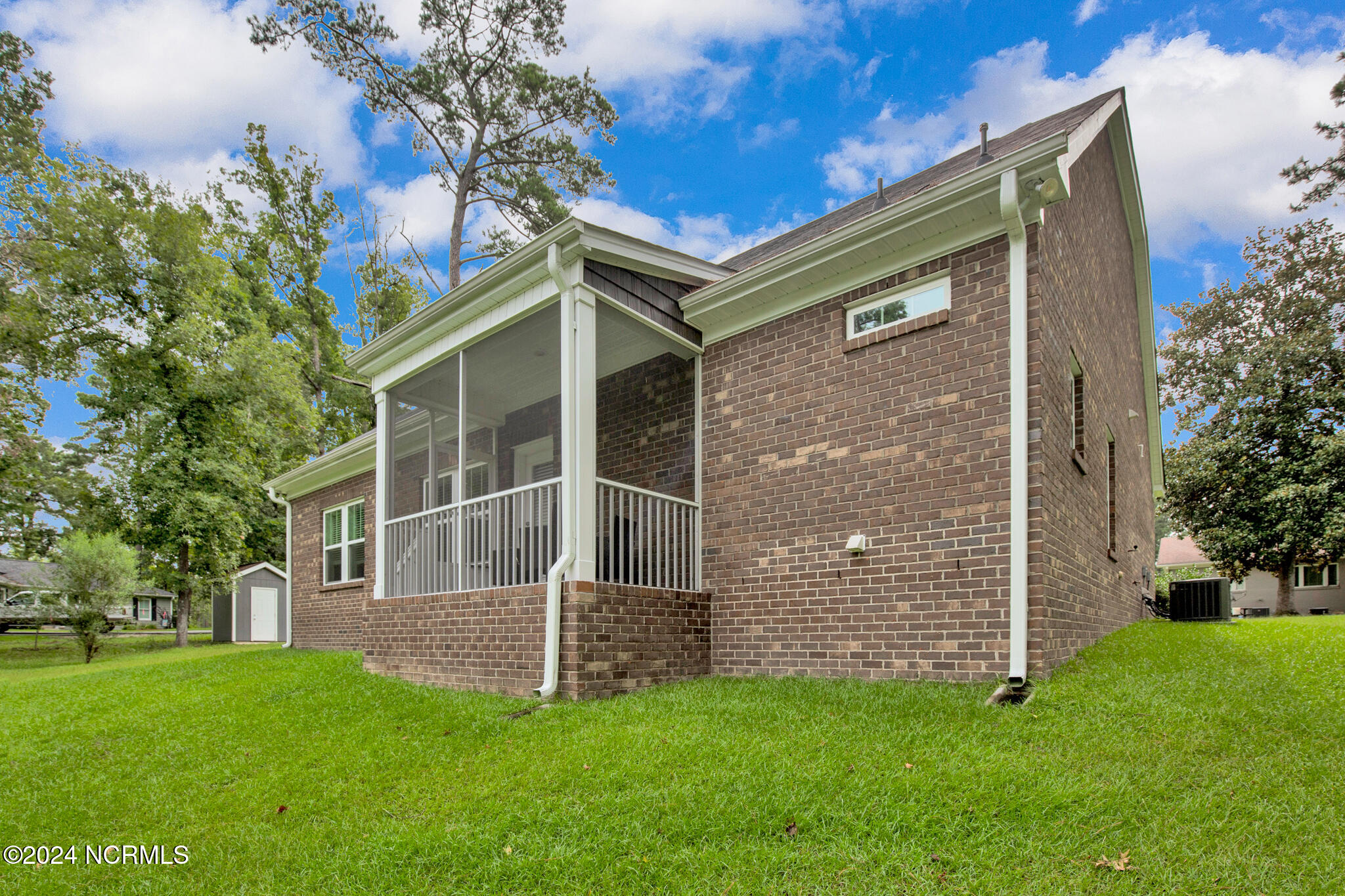 6639 Ramsey Street Property Photo 2
