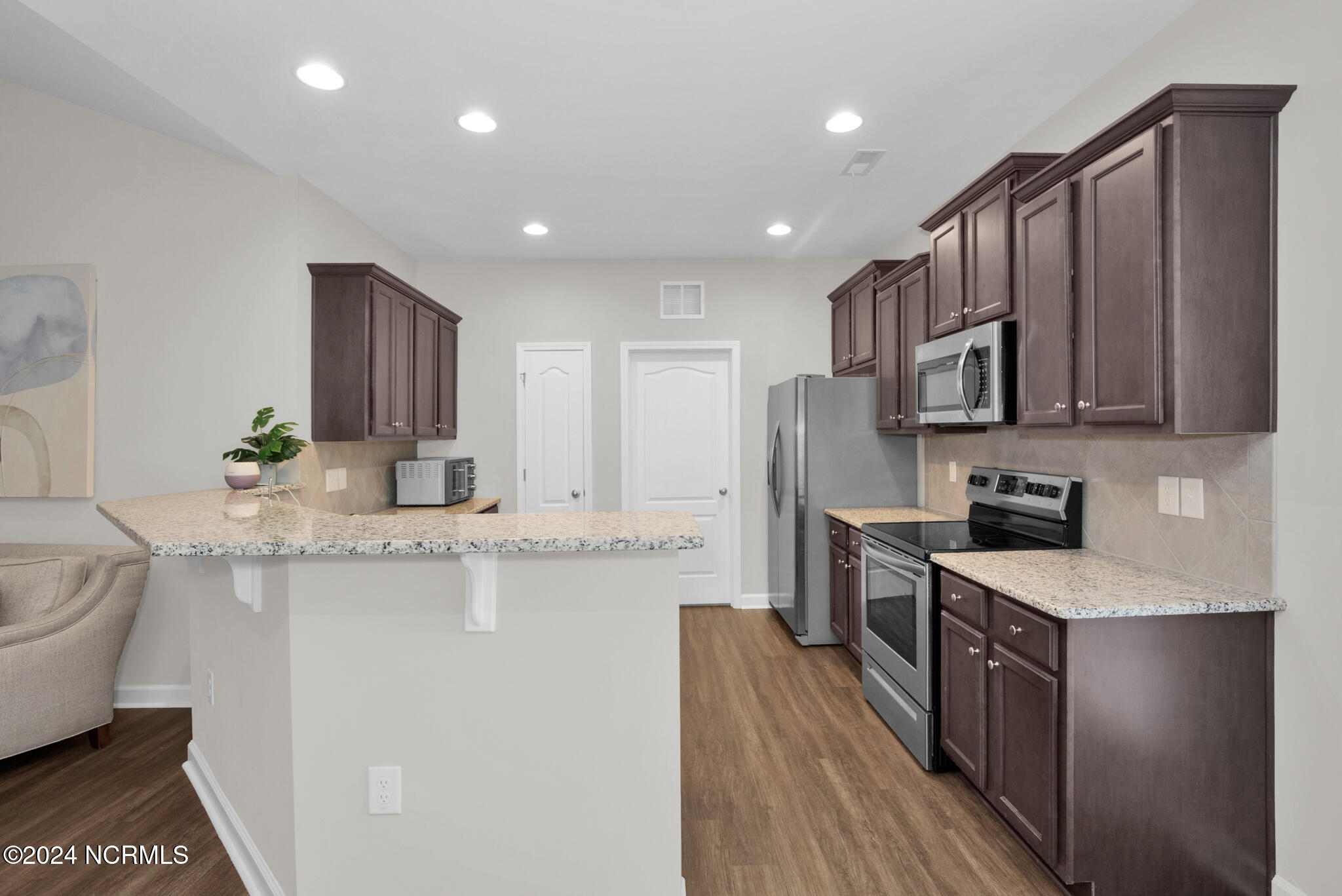 6639 Ramsey Street Property Photo 14