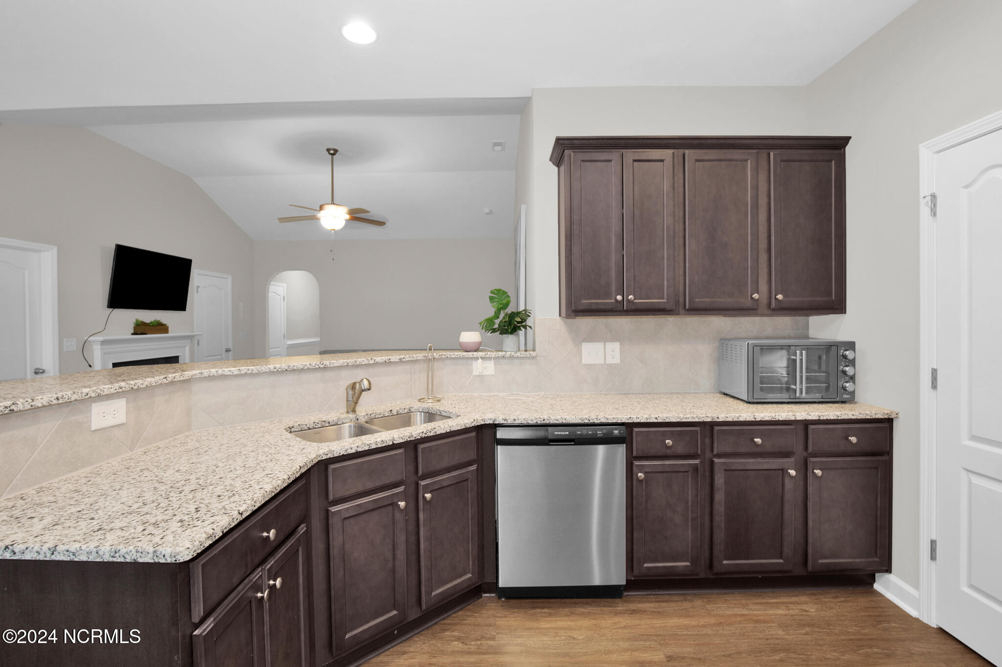 6639 Ramsey Street Property Photo 16