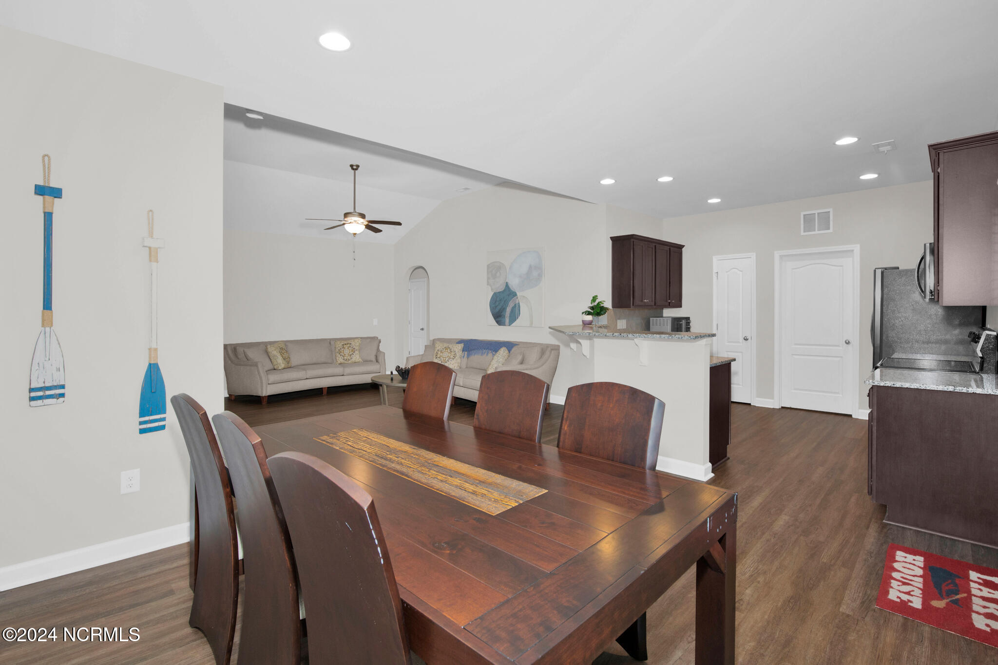 6639 Ramsey Street Property Photo 18