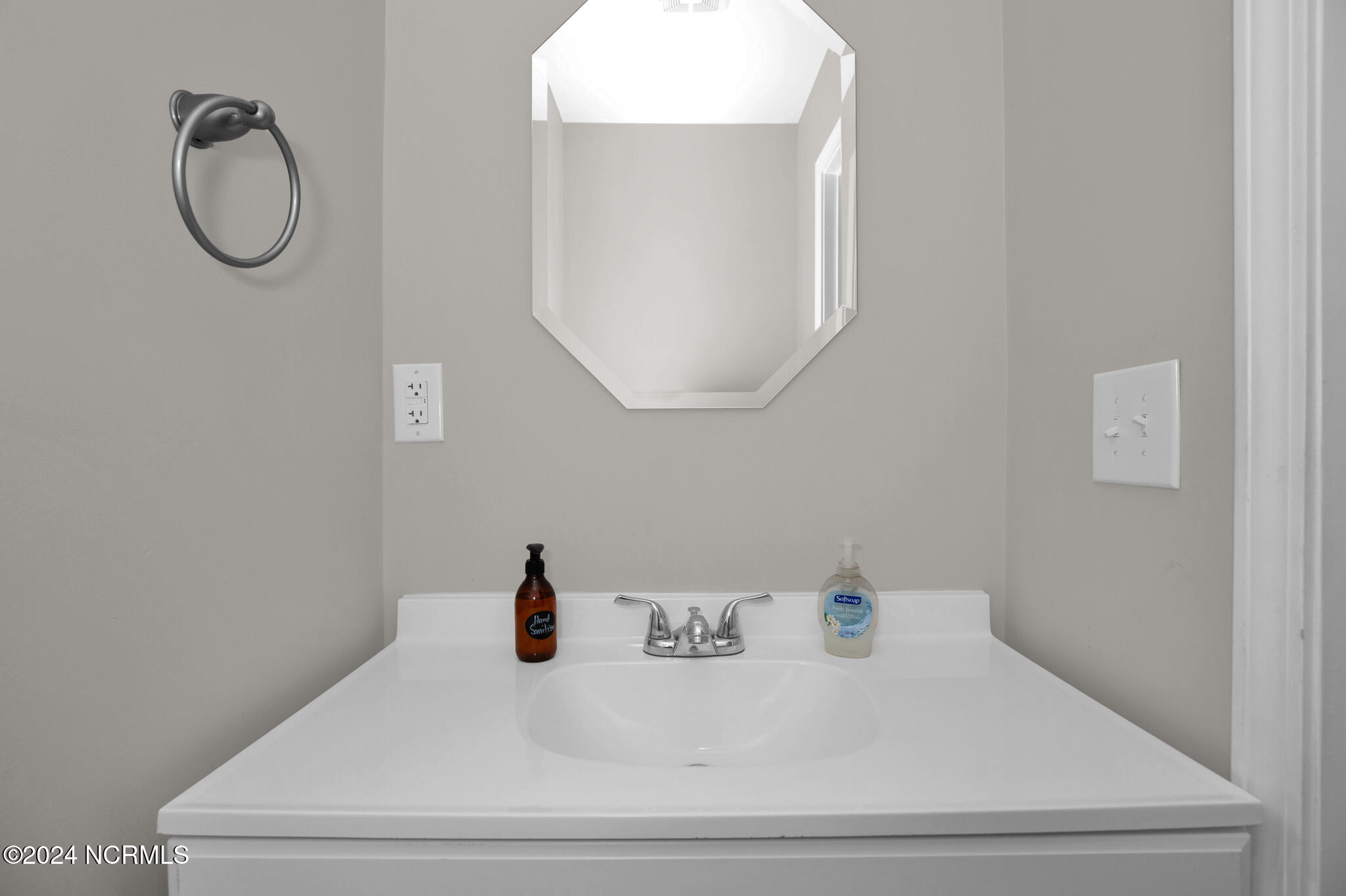 6639 Ramsey Street Property Photo 35