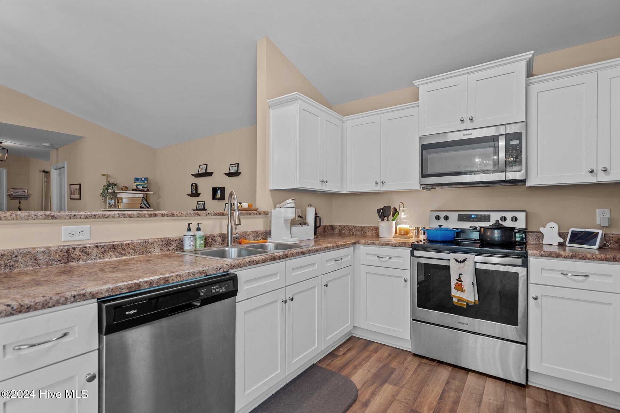 9175 Arden Road Property Photo 4