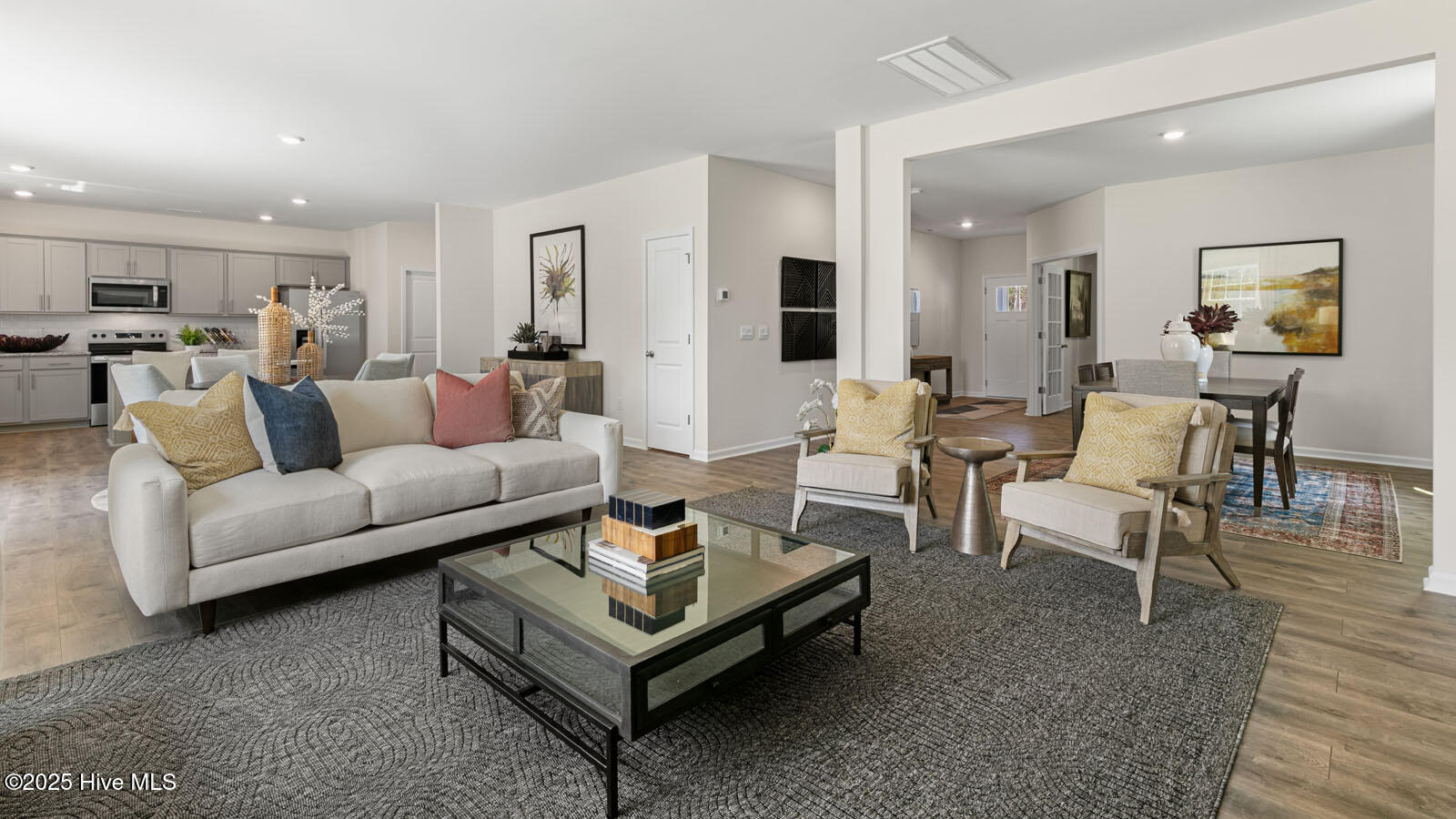 3057 Platinum Circle Property Photo 6