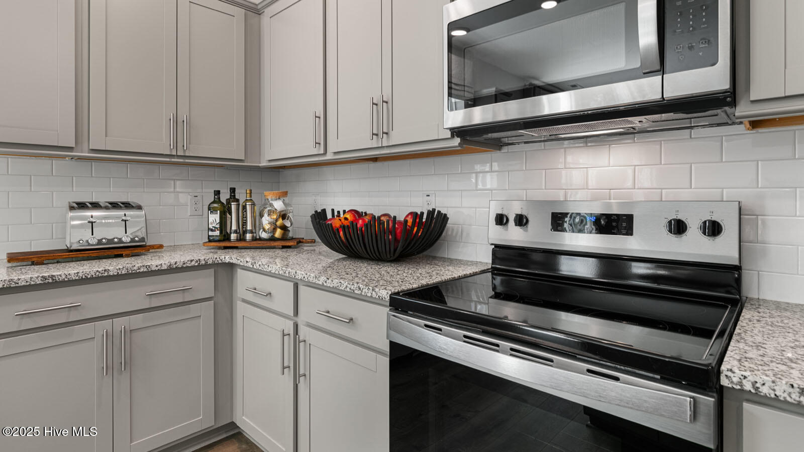 3057 Platinum Circle Property Photo 13