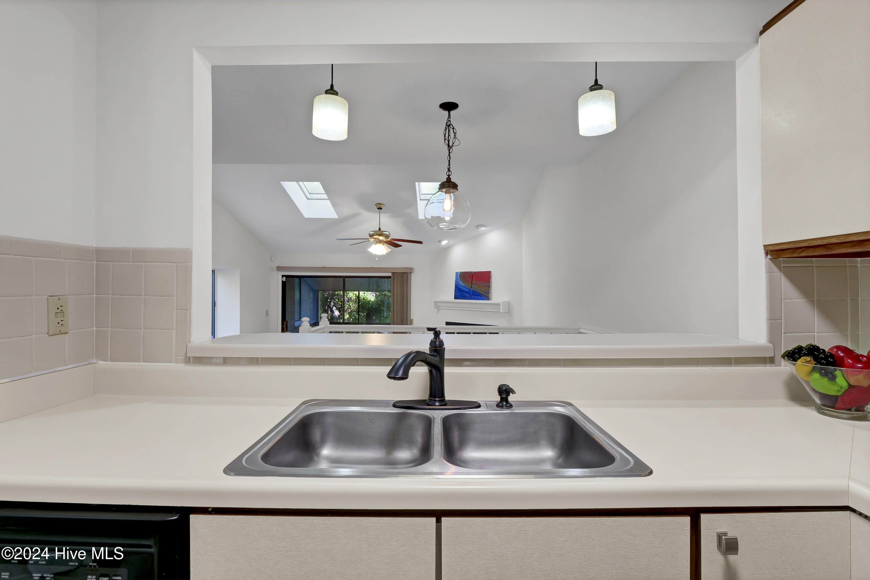 191 Saint Mark Court Property Photo 10