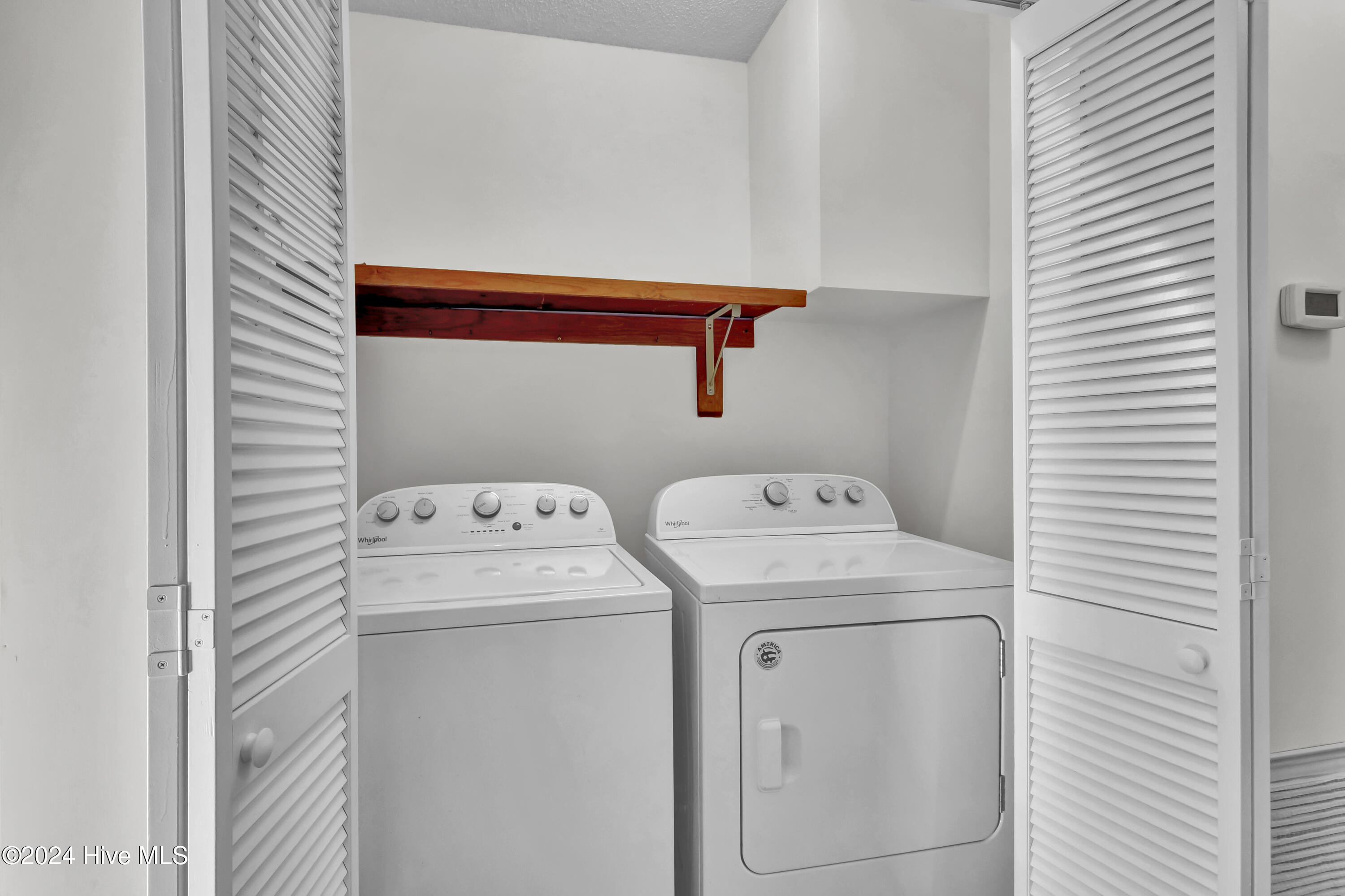 191 Saint Mark Court Property Photo 15