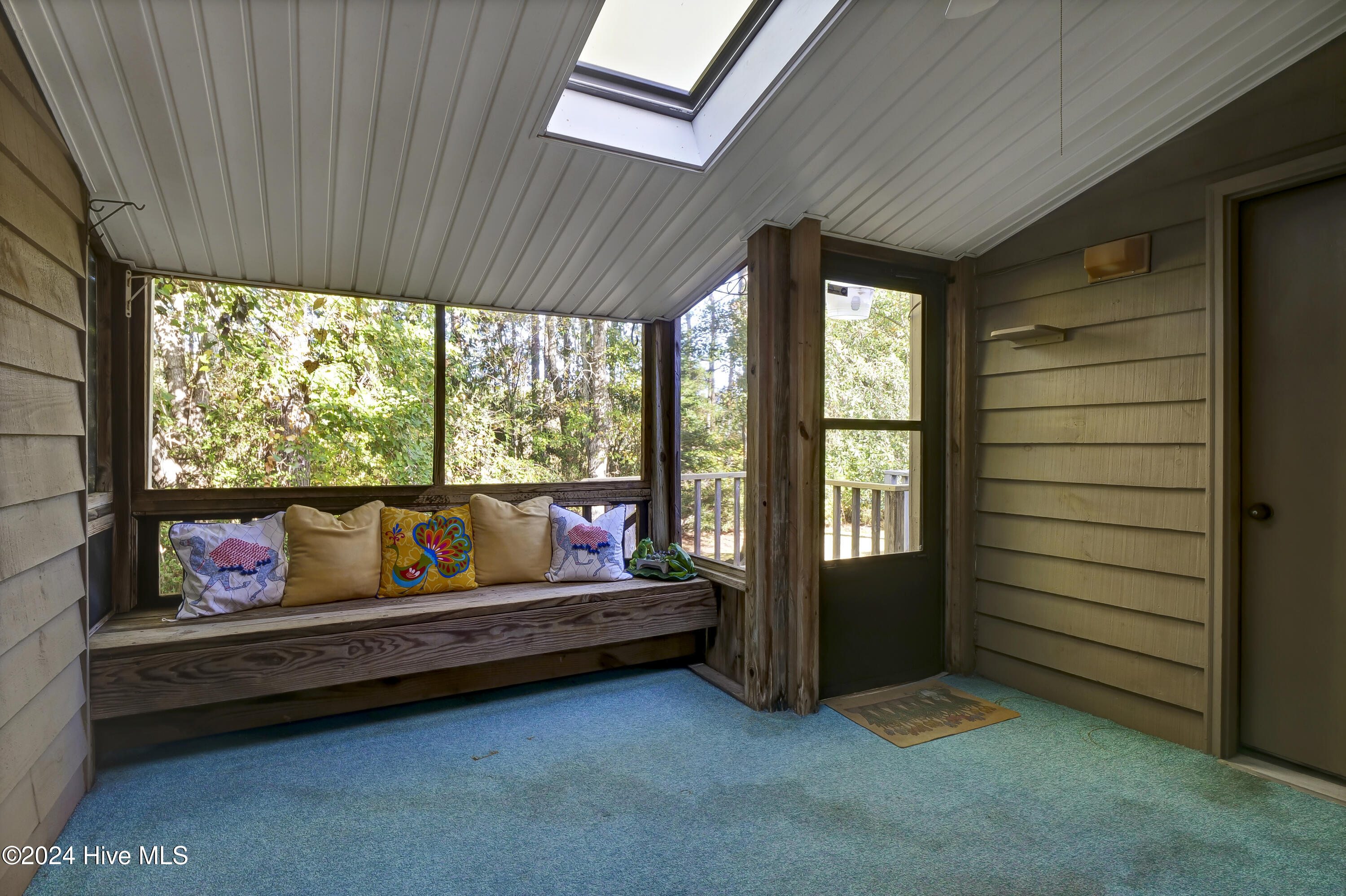191 Saint Mark Court Property Photo 22