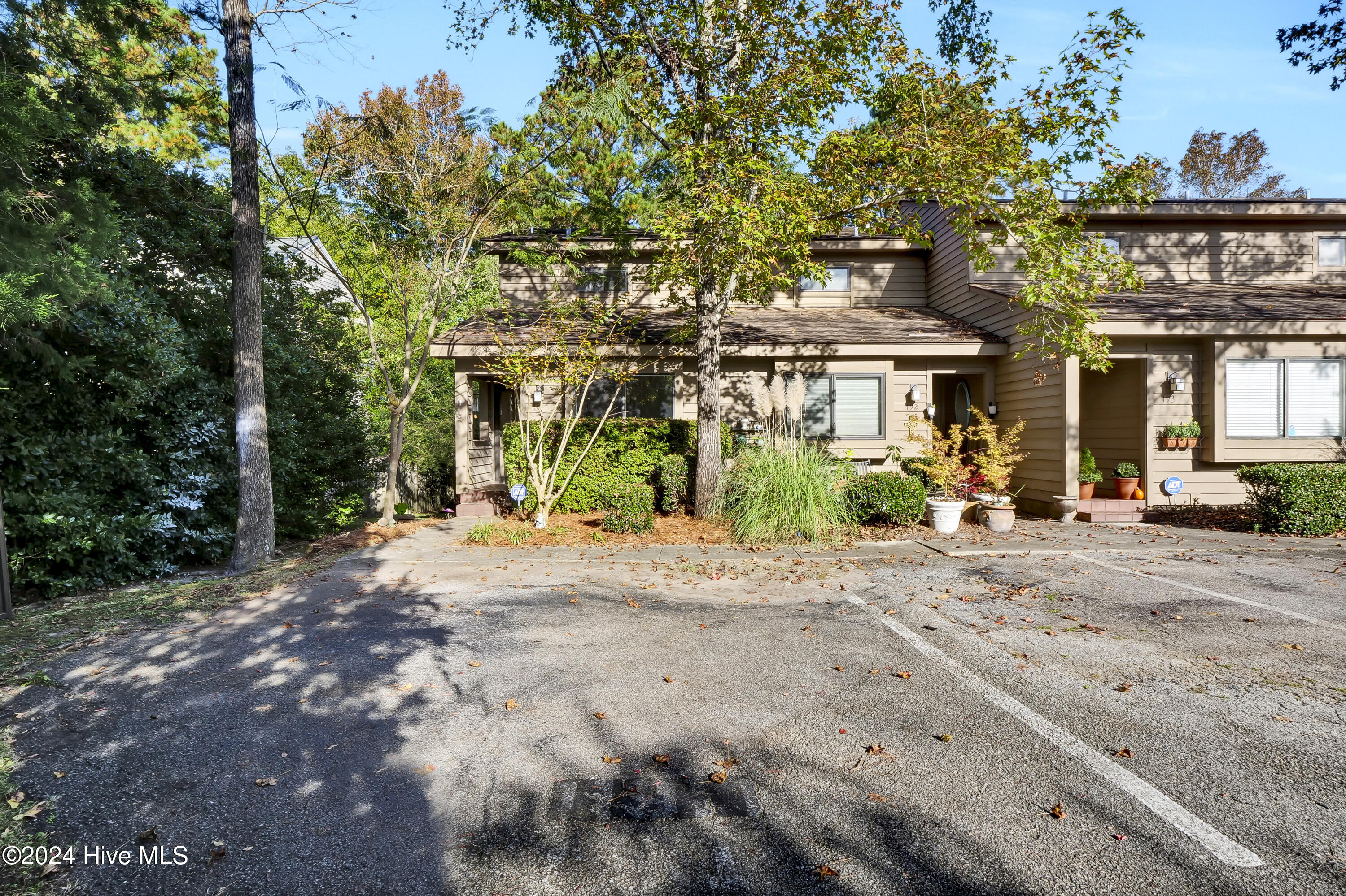 191 Saint Mark Court Property Photo 26