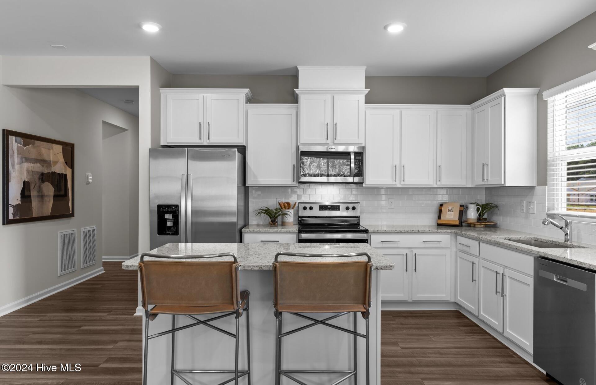 328 Currents Place Property Photo 7