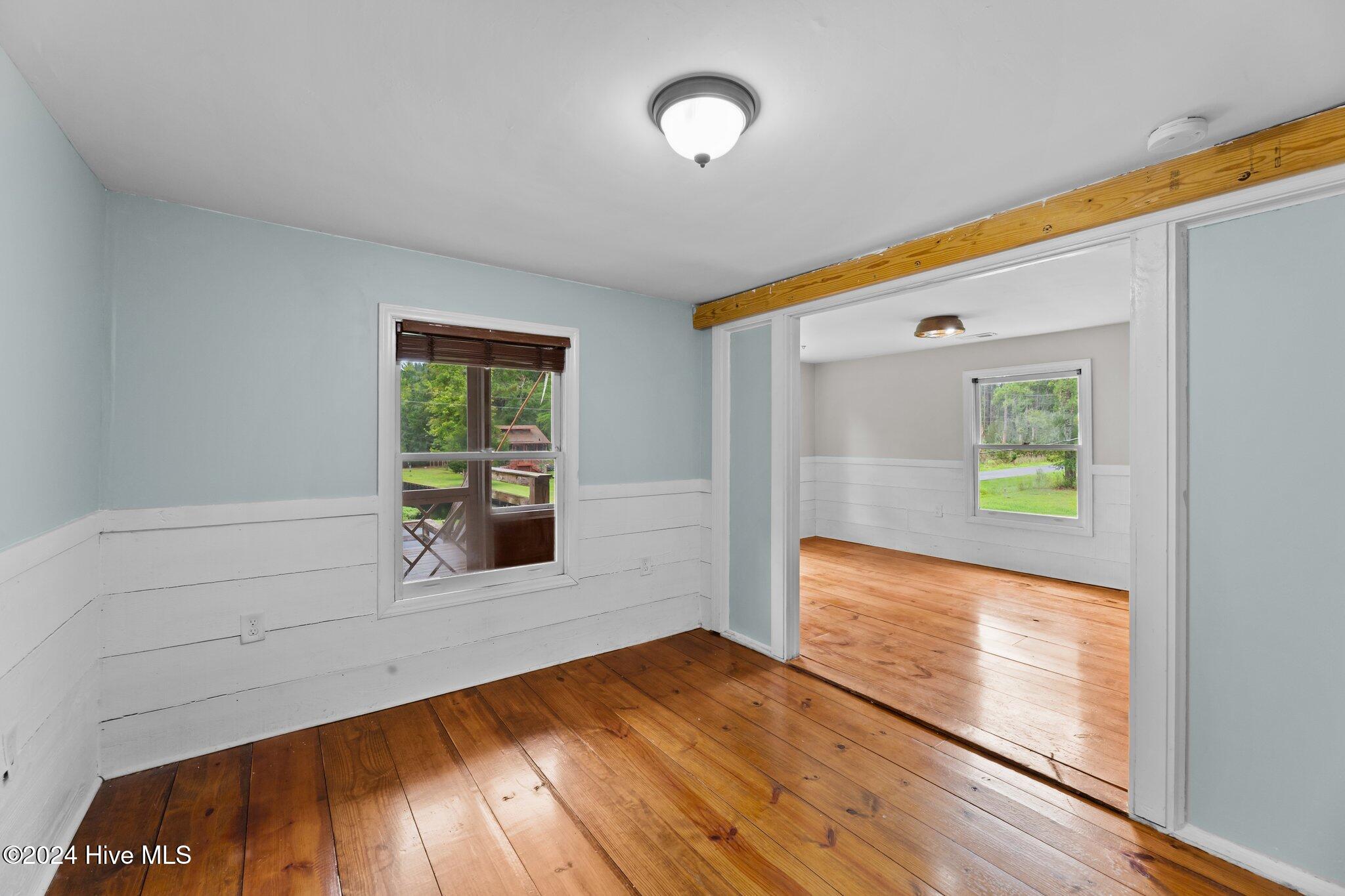 503 Shady Banks Road Property Photo 14