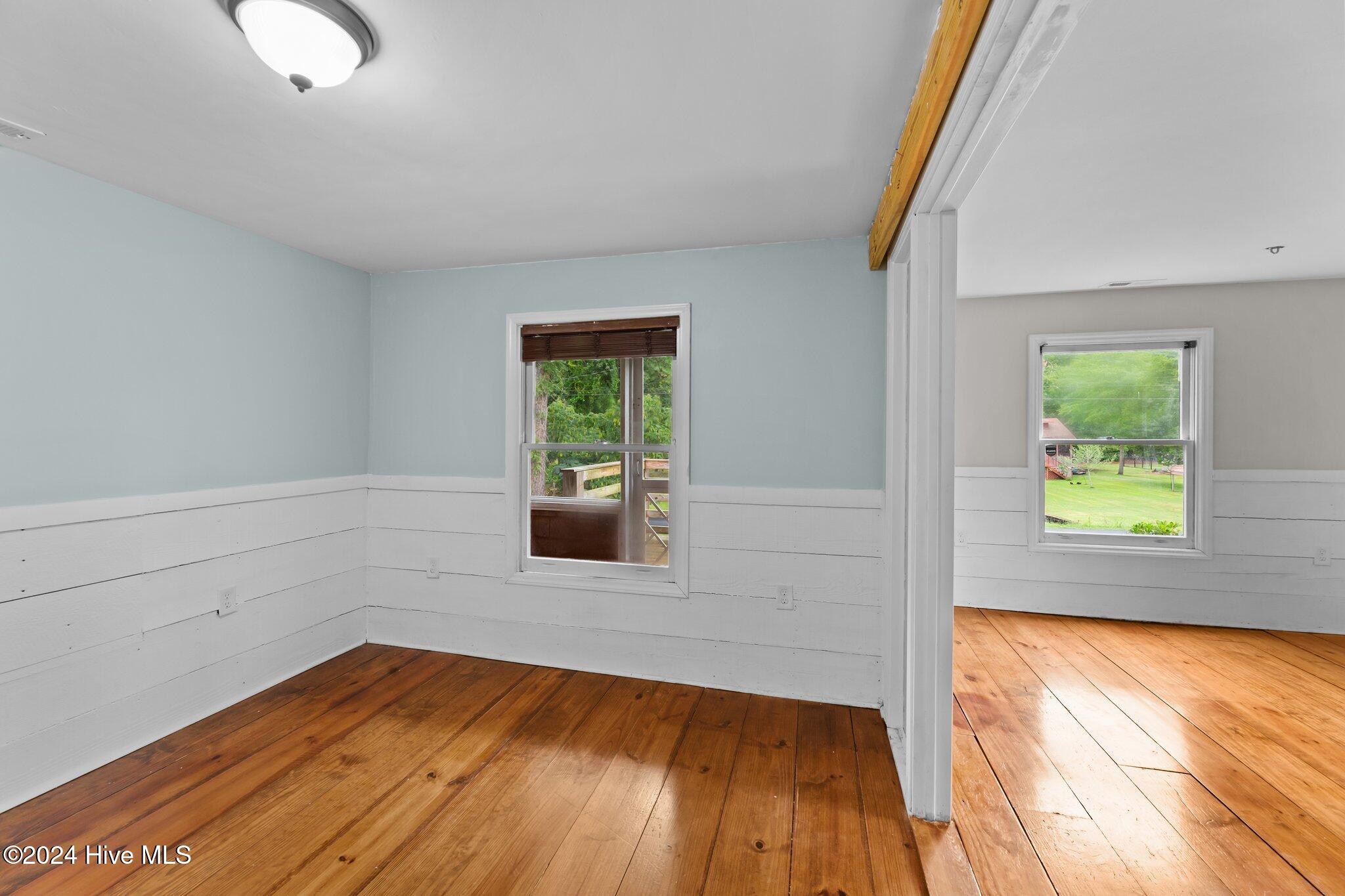 503 Shady Banks Road Property Photo 15