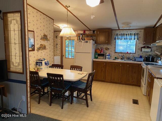 3360 Ashford Street Property Photo 3