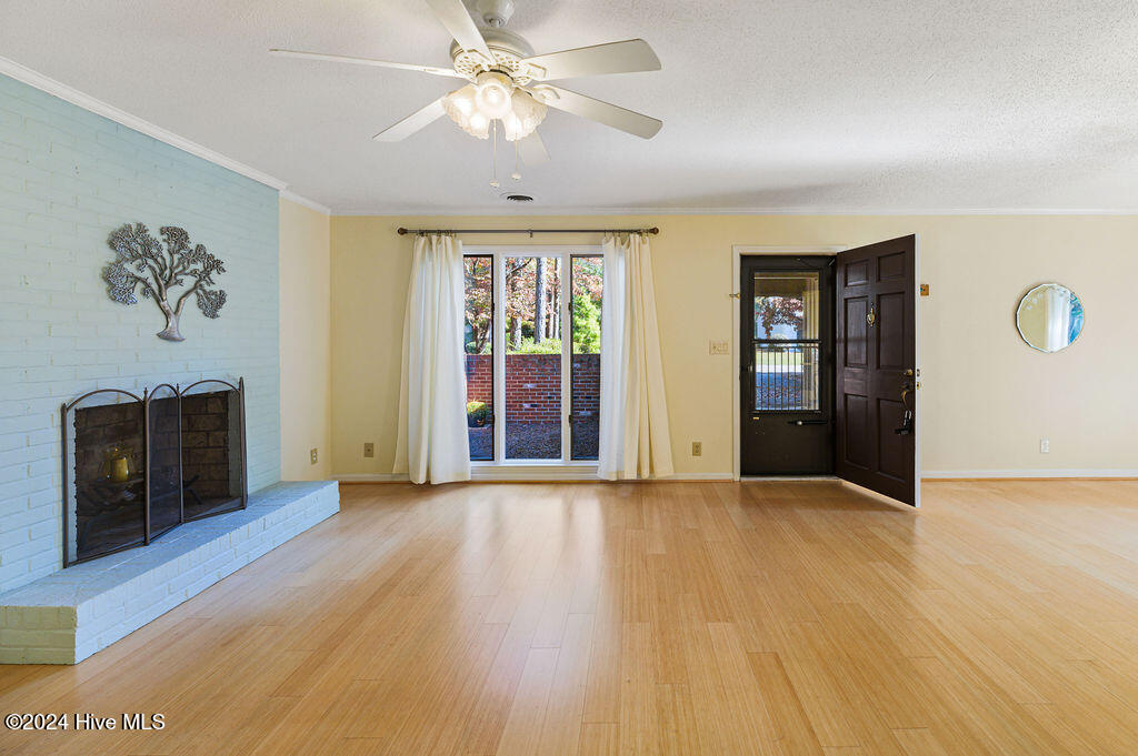 201 Bentwood Property Photo 3