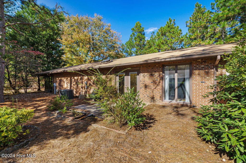 201 Bentwood Property Photo 32
