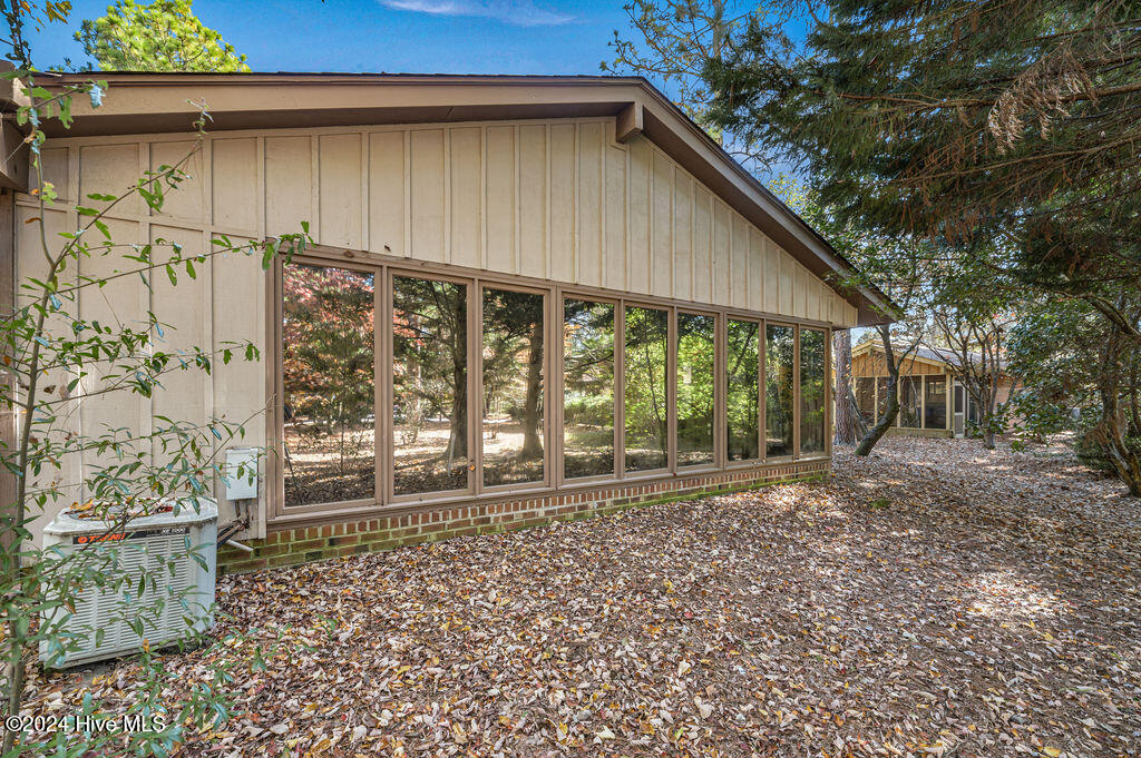201 Bentwood Property Photo 34