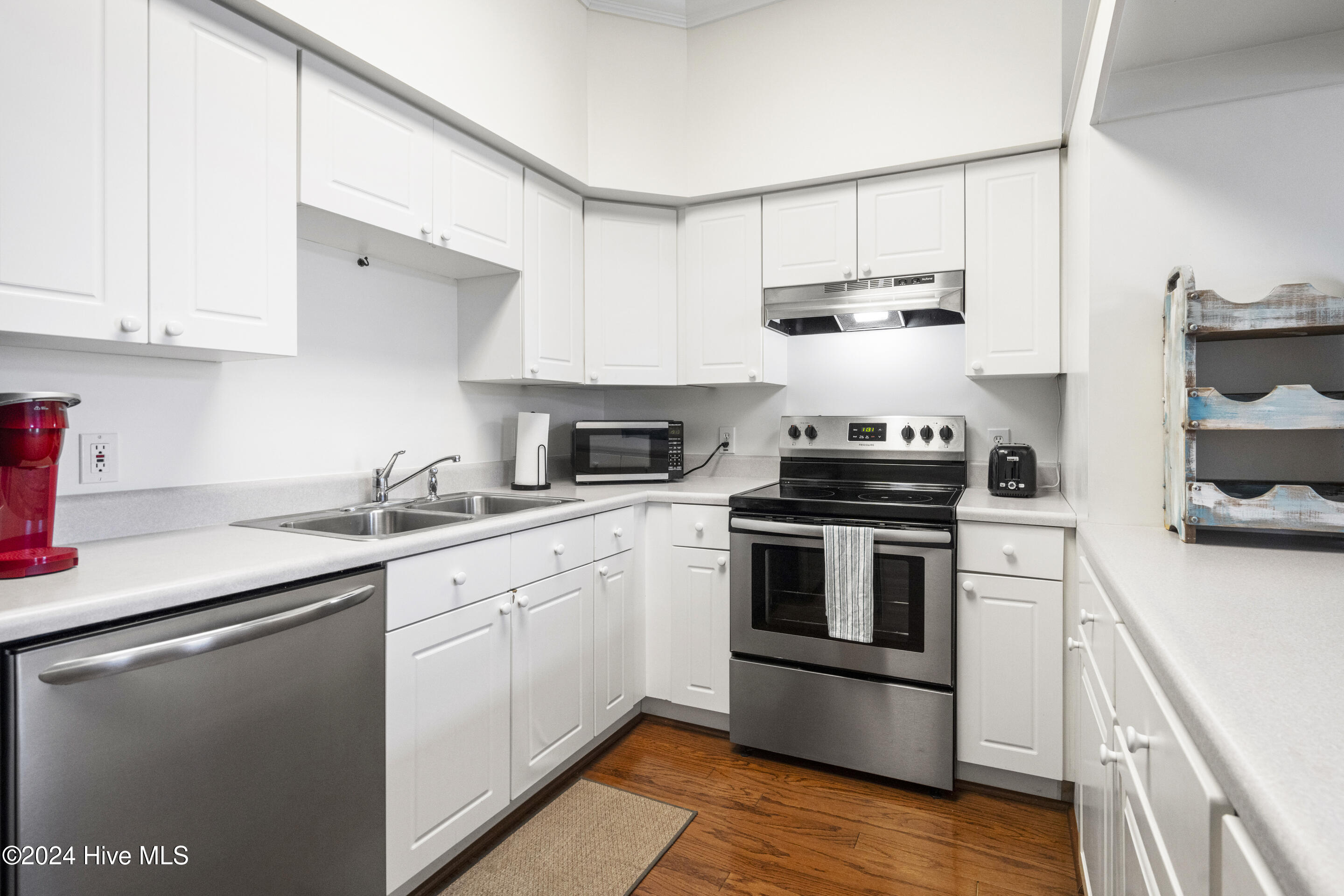 215 S Water Street Apt 305 Property Photo 7
