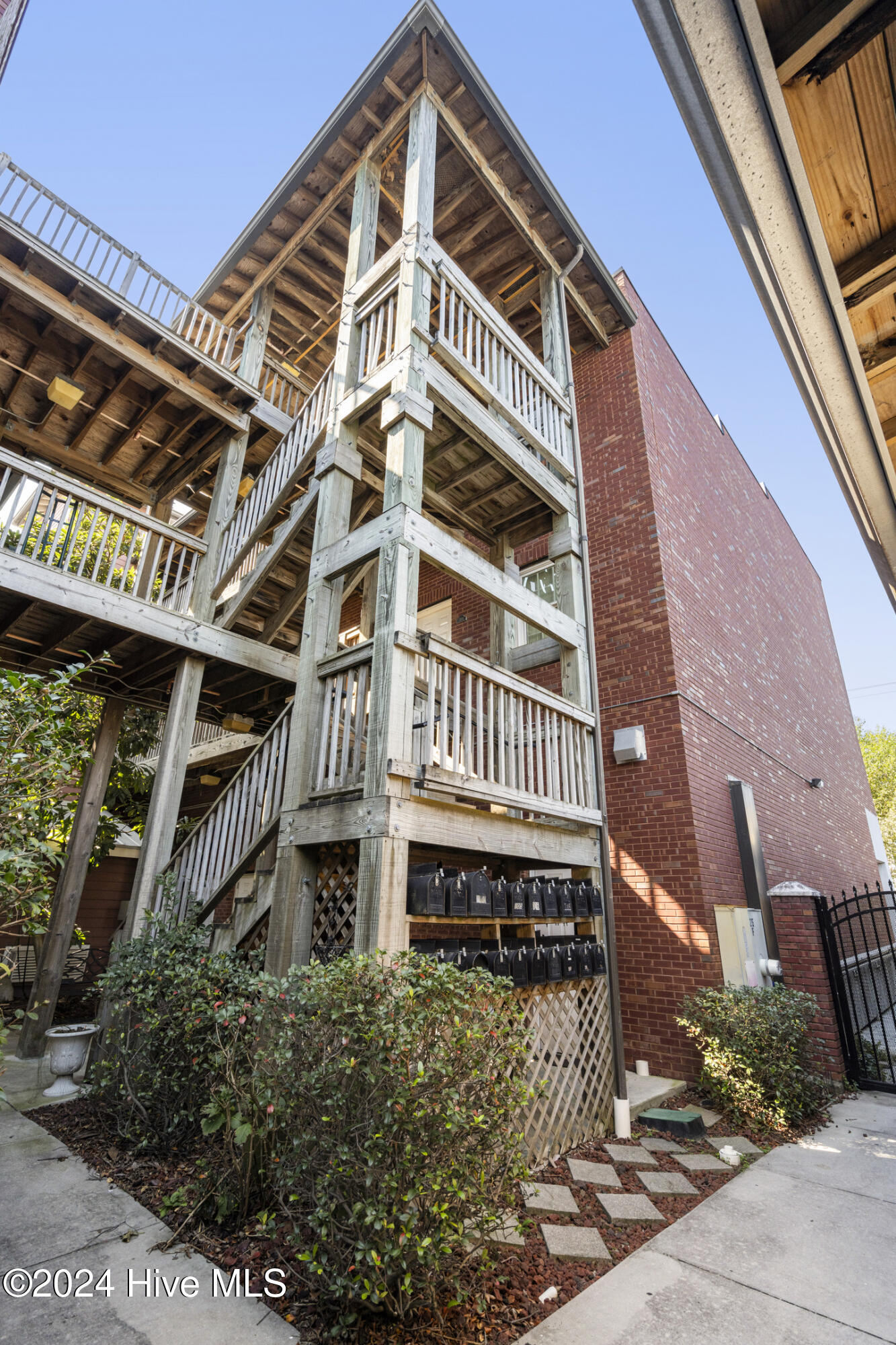 215 S Water Street Apt 305 Property Photo 23