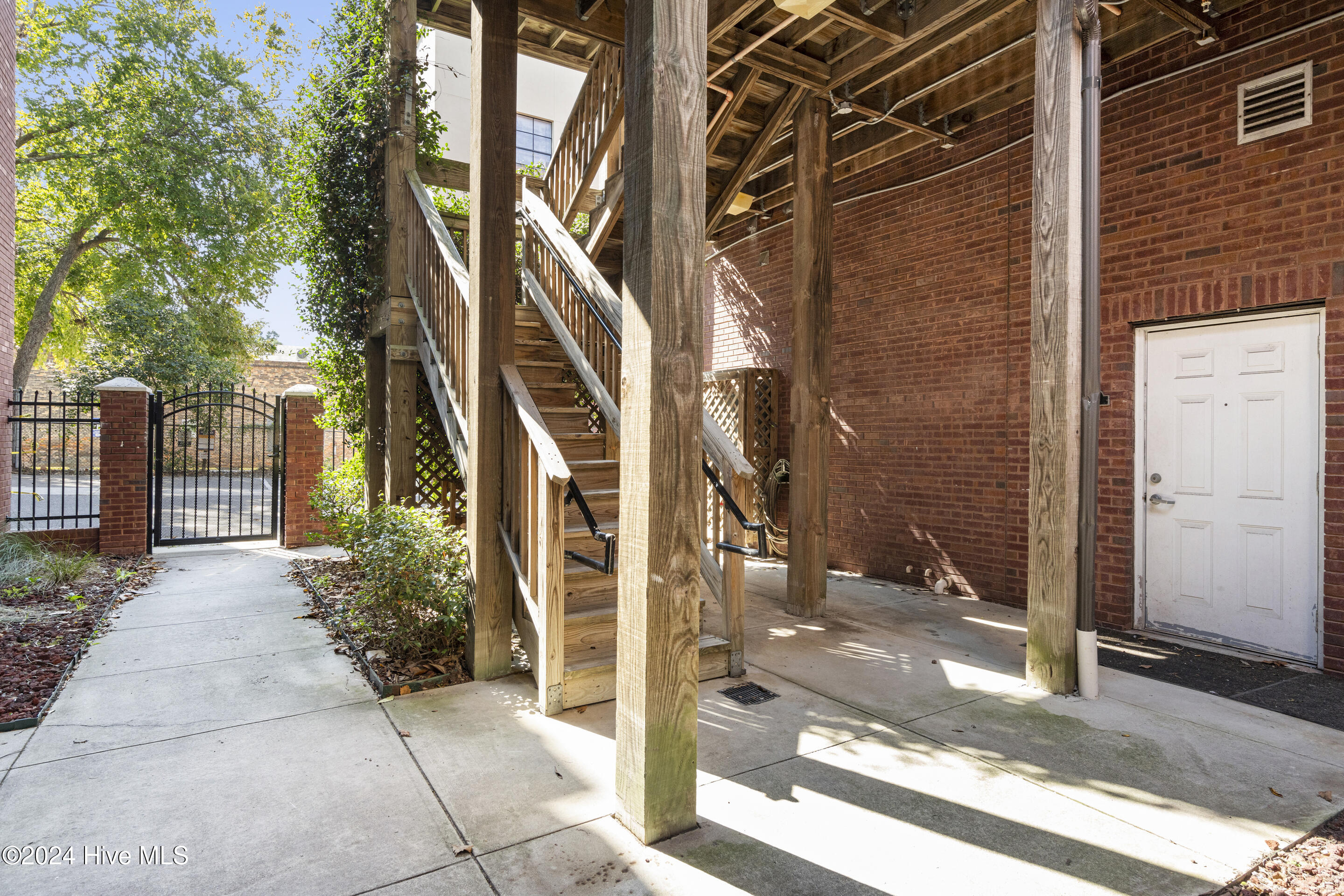 215 S Water Street Apt 305 Property Photo 24