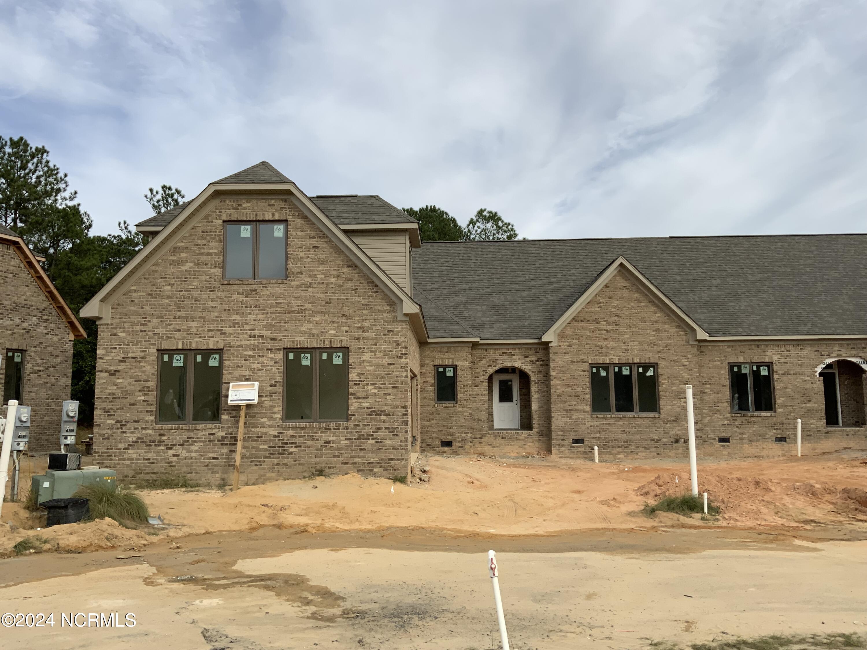 4 Castle Bridge Court Property Photo